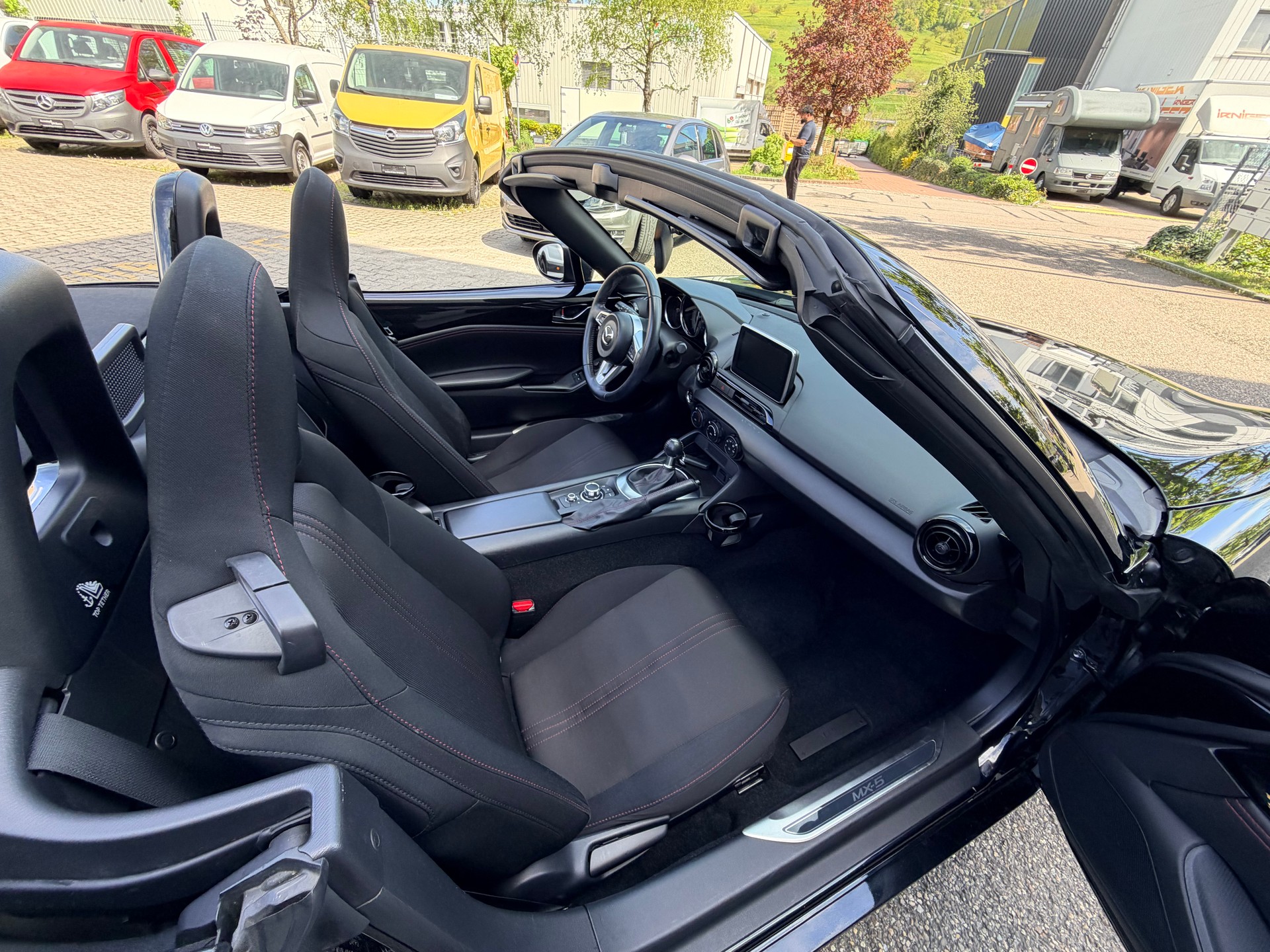 MAZDA MX-5 SKYACTIV-G 131 Ambition-image-7