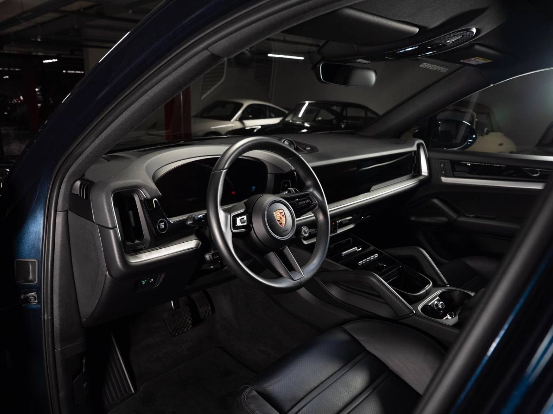PORSCHE Cayenne E-Hybrid Coupé-showroom-element-3