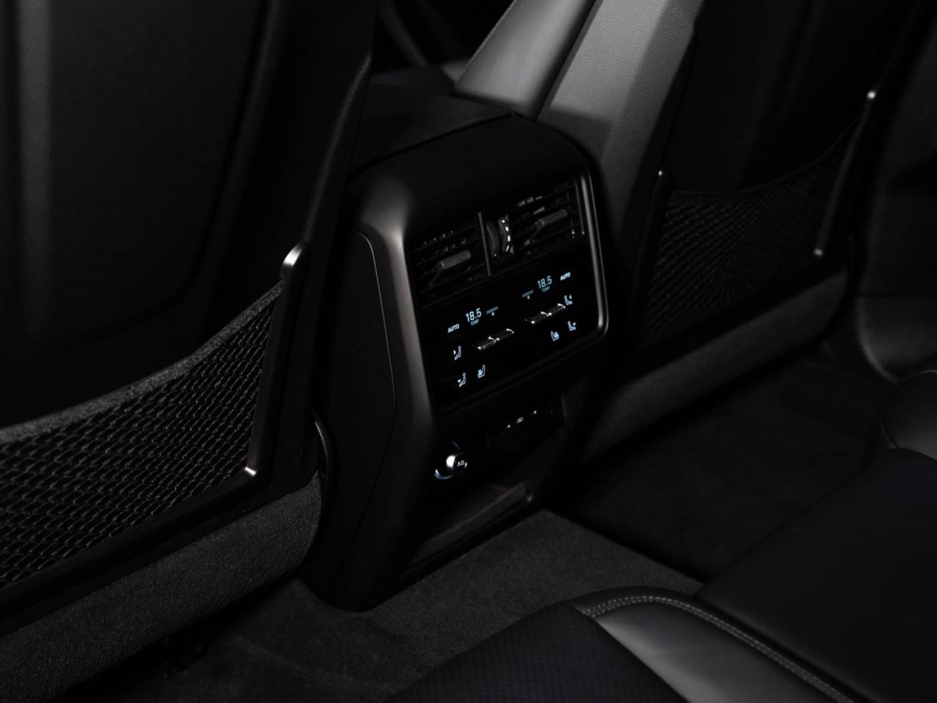PORSCHE Cayenne E-Hybrid Coupé-image-18