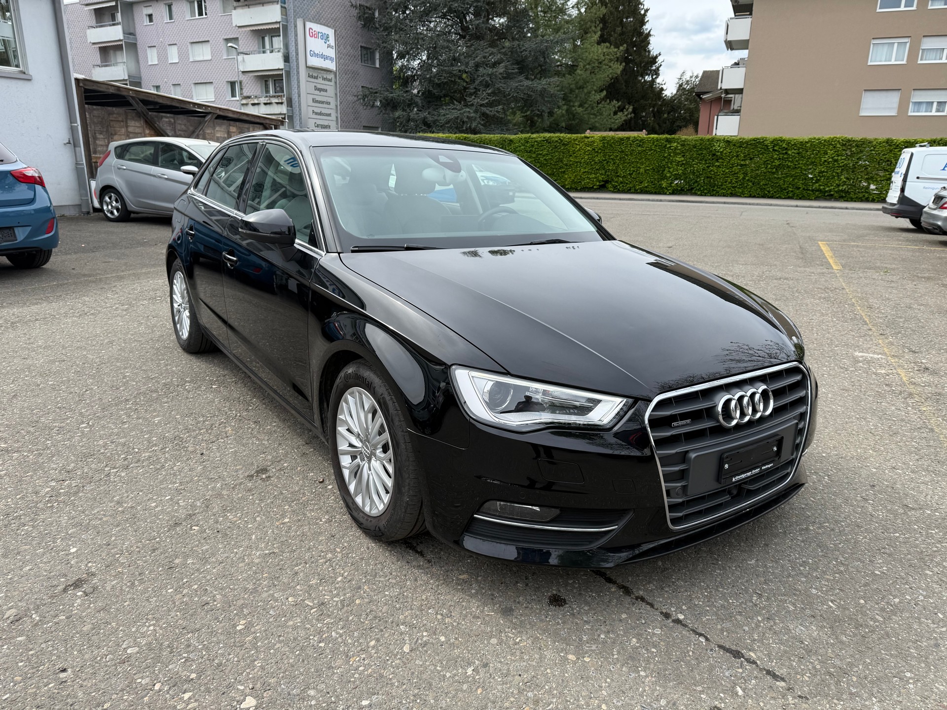 AUDI A3 Sportback 1.8 TFSI Ambiente quattro S-tronic-showroom-element-1