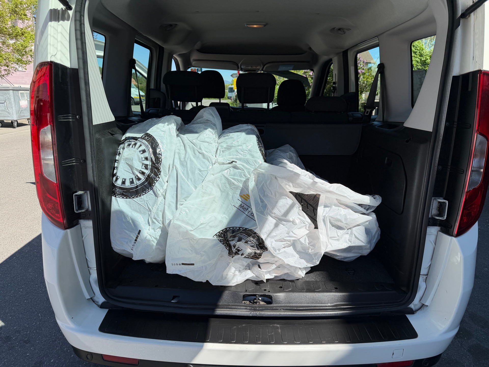 FIAT Doblò 1.4 T-Jet Natural Power Lounge-image-12