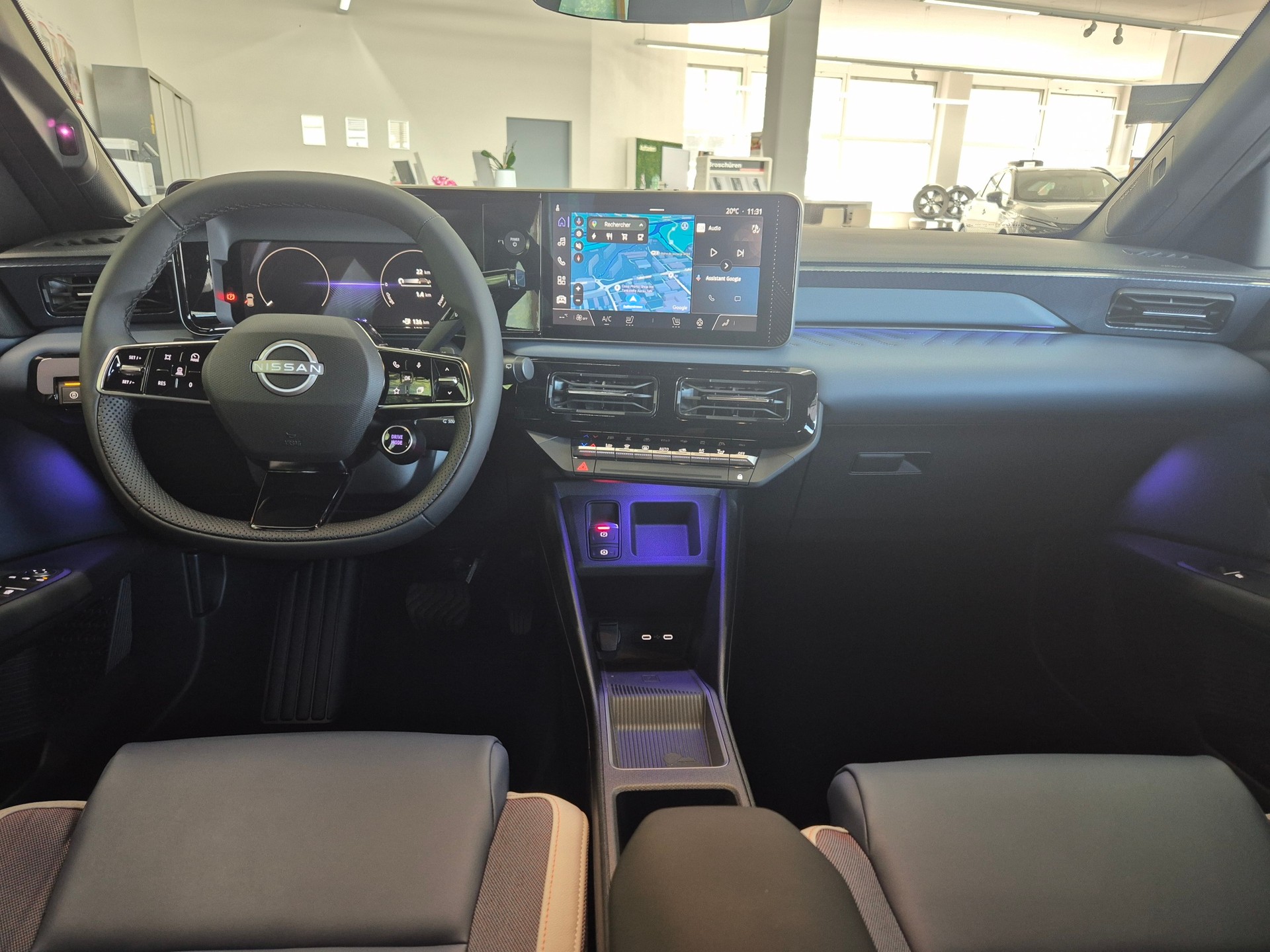 NISSAN Micra 52kWh Evolve-image-7