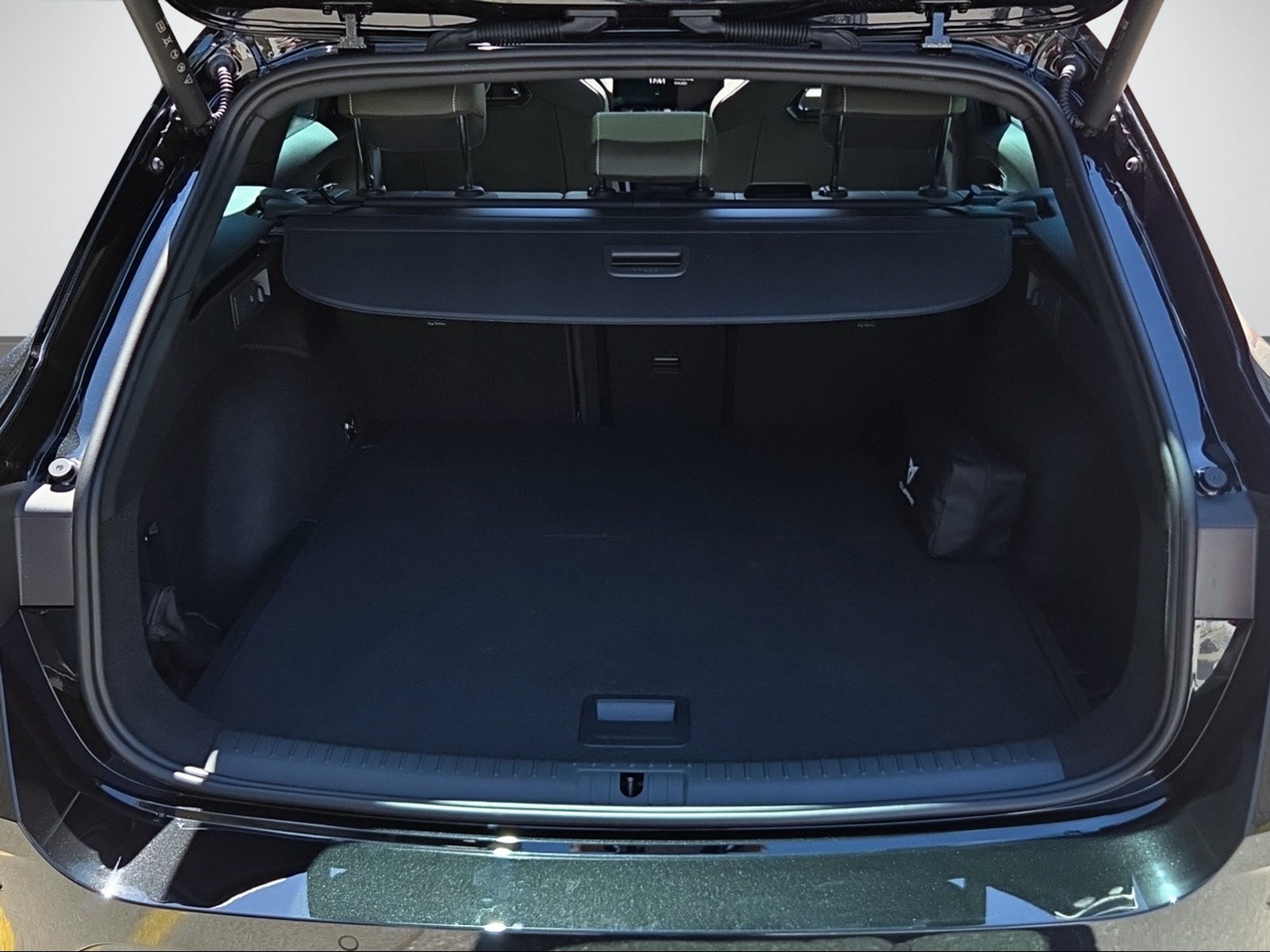 CUPRA Leon ST 2.0 TSI 333 Prime Edition VZ 4Drive DSG-image-6