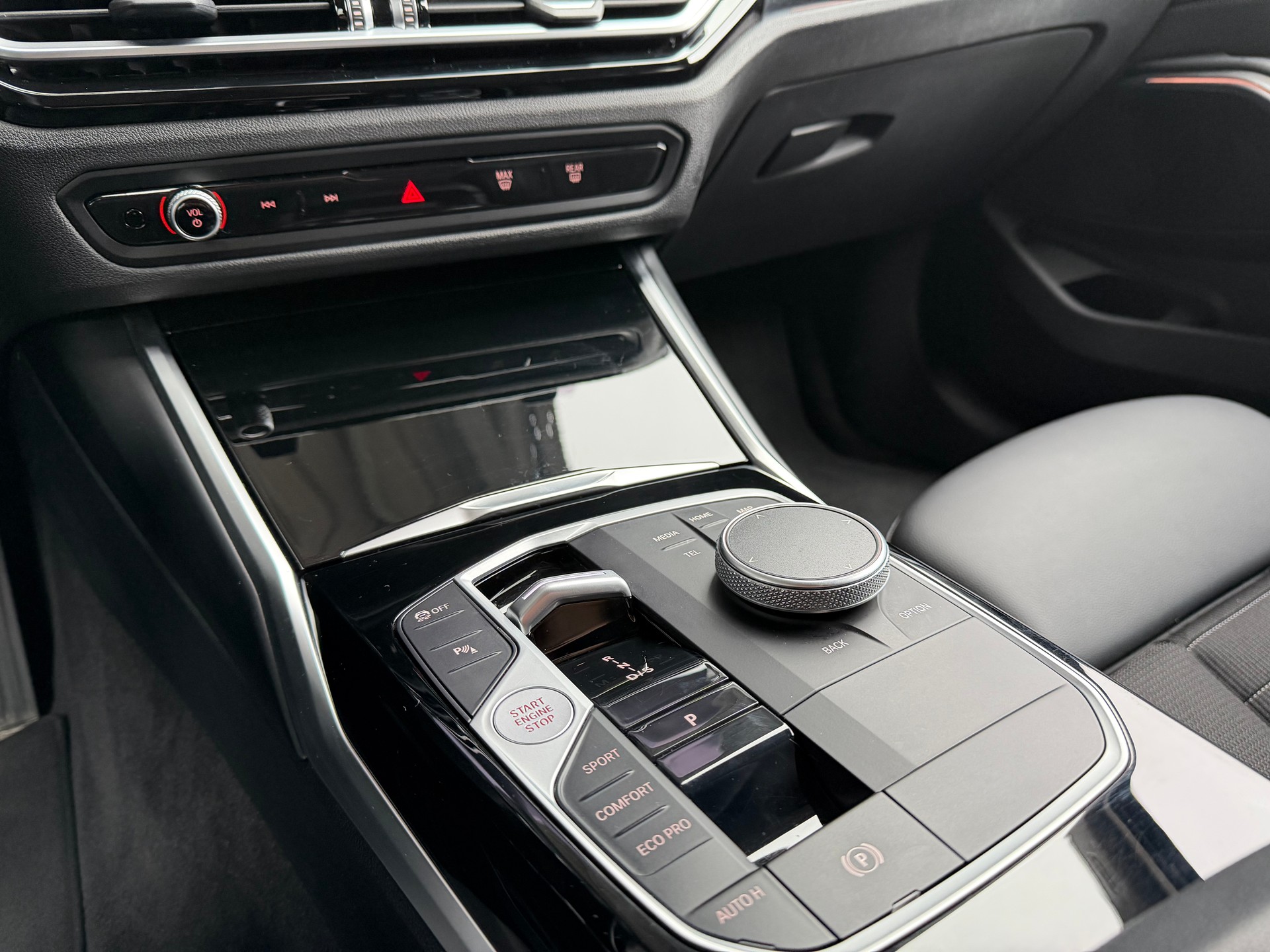 BMW BMW 330d xDrive Touring M Sport Facelift | 48V | Kamera | LED-image-11
