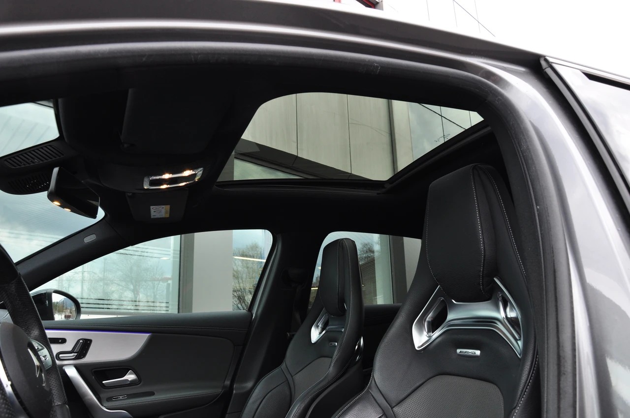 MERCEDES-BENZ A 35 AMG 4Matic Speedshift-image-16
