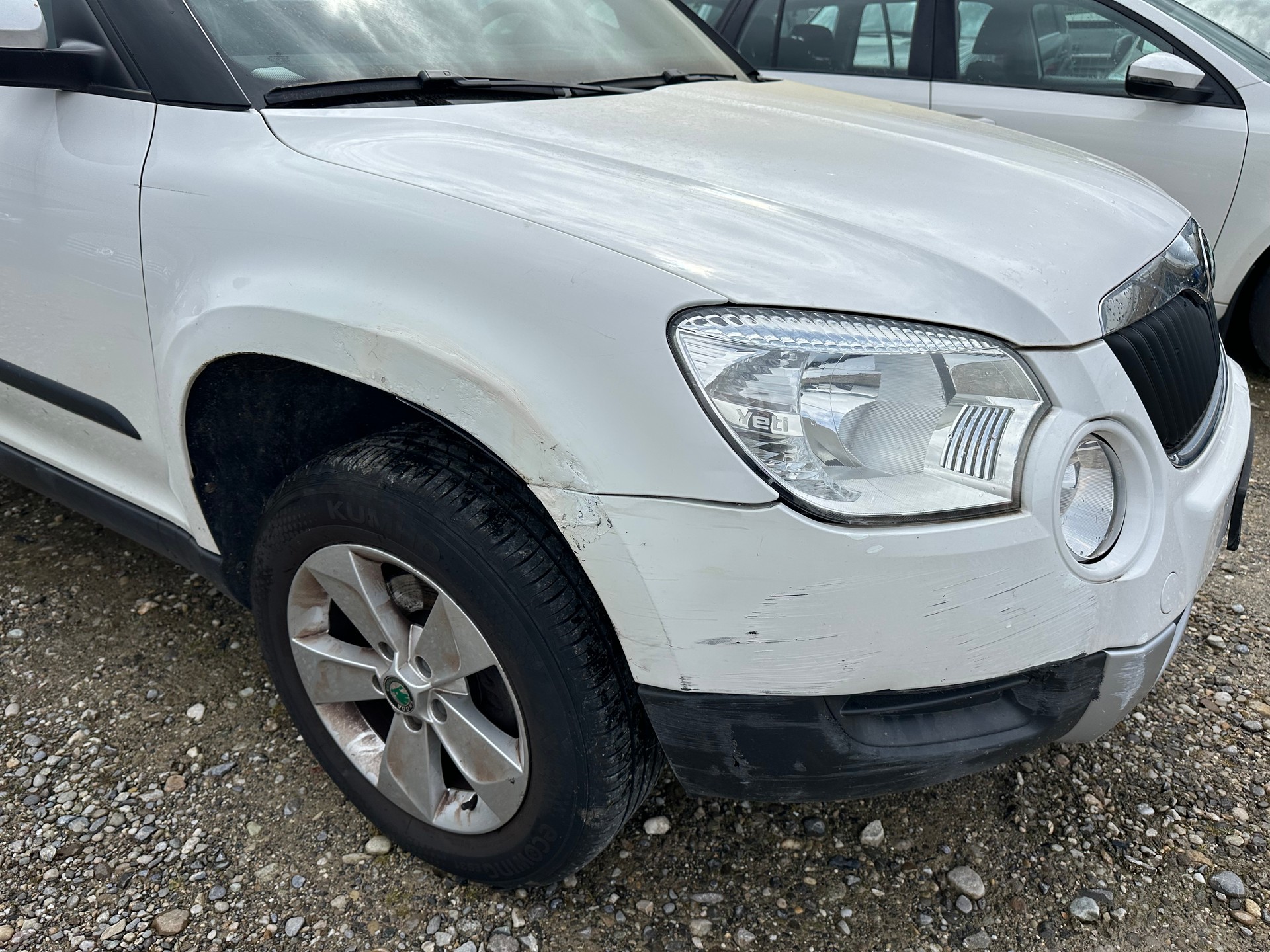 SKODA Yeti 1.8 TSI Ambition 4x4 DSG-image-7