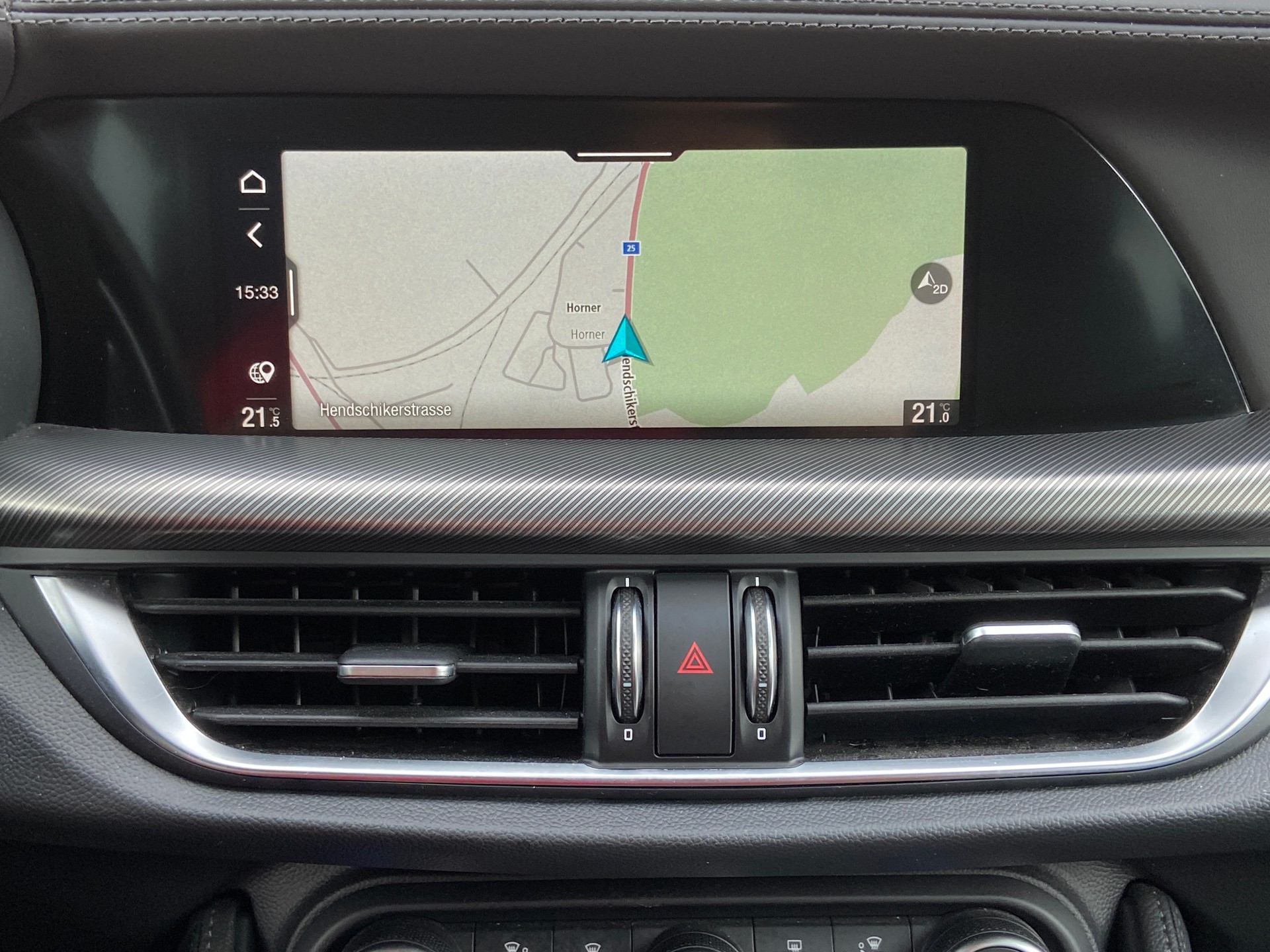 ALFA ROMEO Stelvio 2.0 Veloce Pack Premium Sky Q4 AT8-image-10