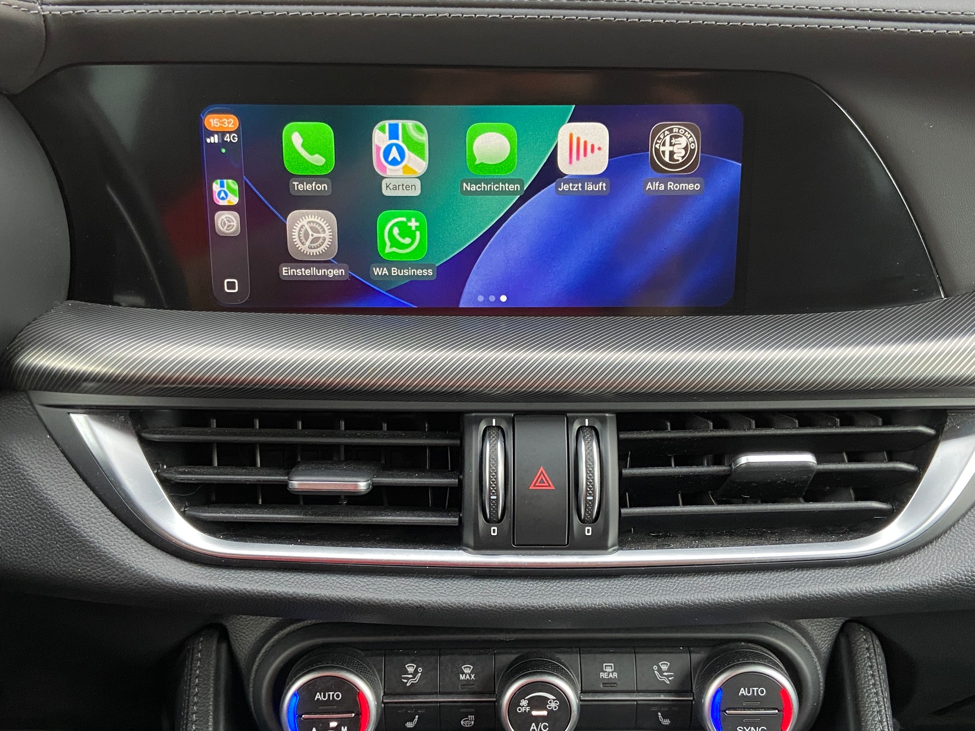ALFA ROMEO Stelvio 2.0 Veloce Pack Premium Sky Q4 AT8-image-8