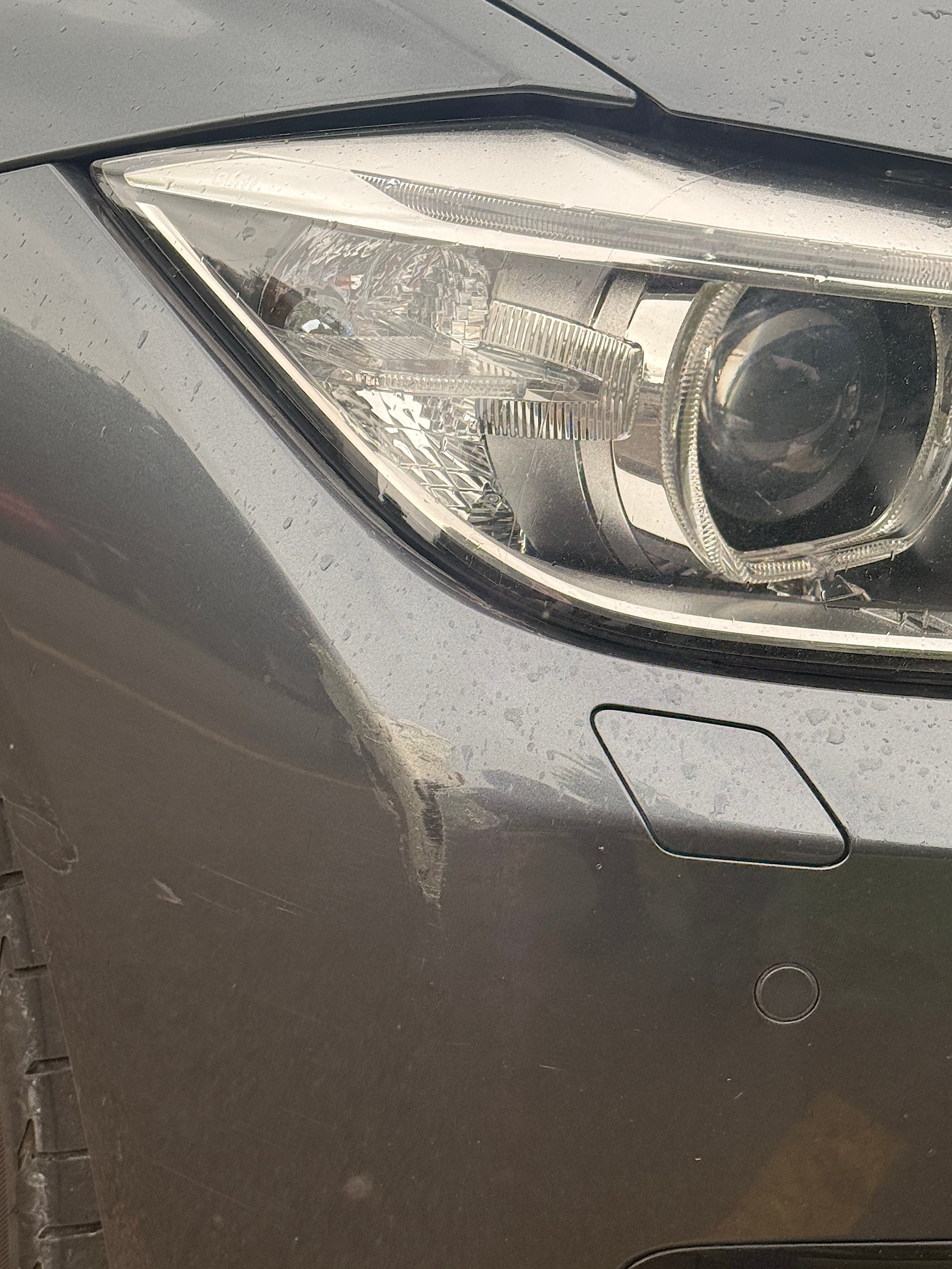 BMW 335i xDrive Touring Luxury Steptronic I ab MFK + Service I CH FZ I Garantie inkl. I 8-fach BMW Räder I DAB-image-13