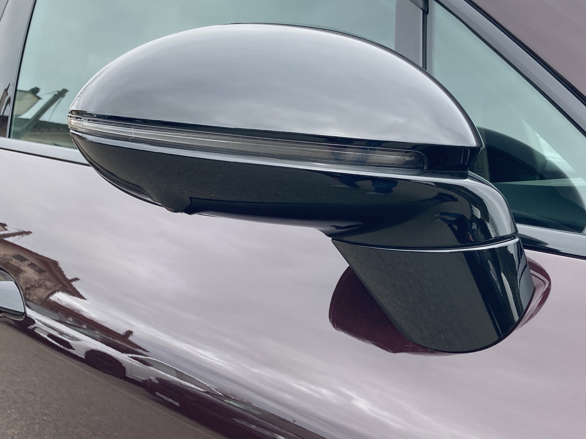 PORSCHE Macan Turbo-image-22