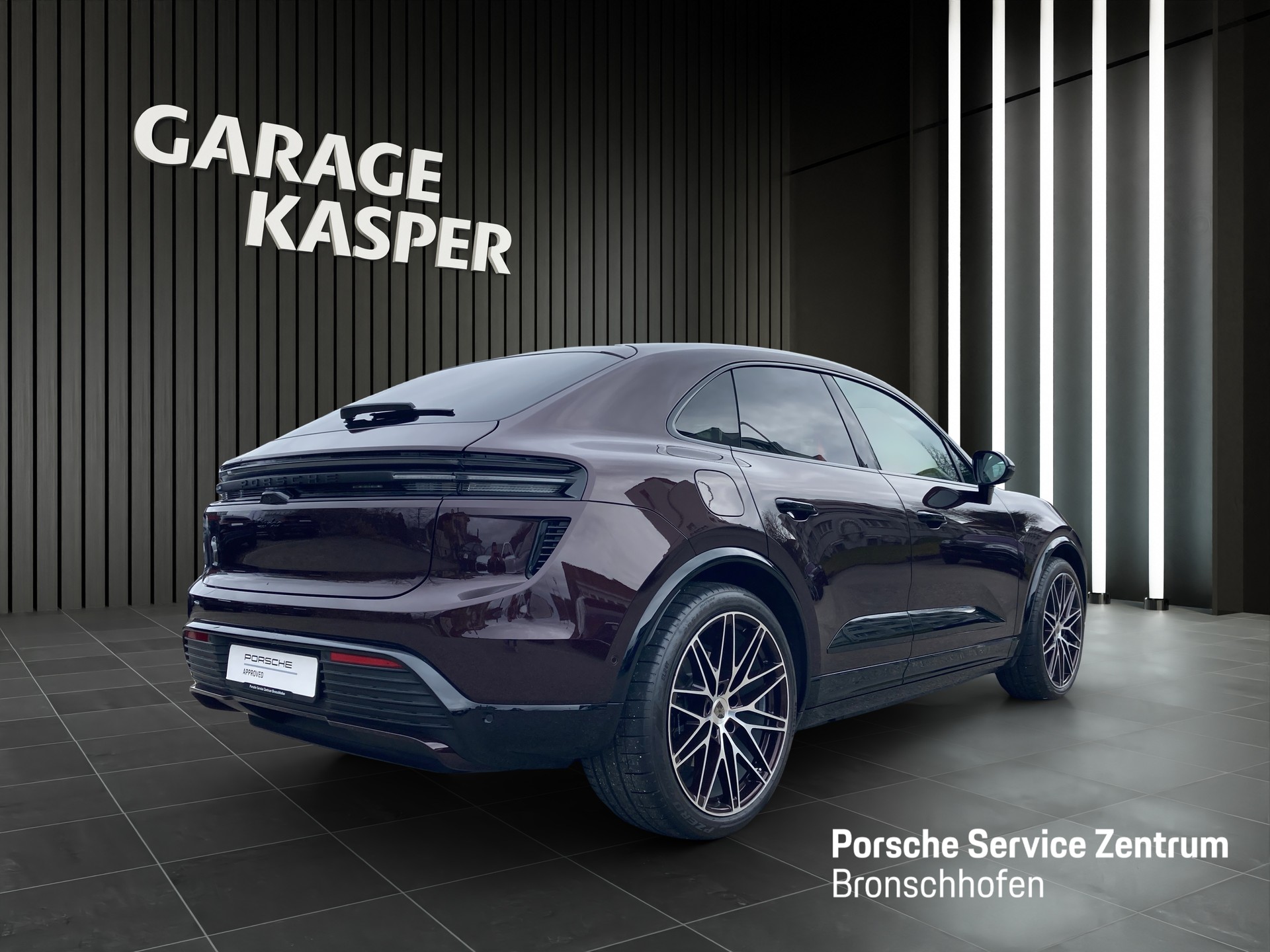 PORSCHE Macan Turbo-image-4