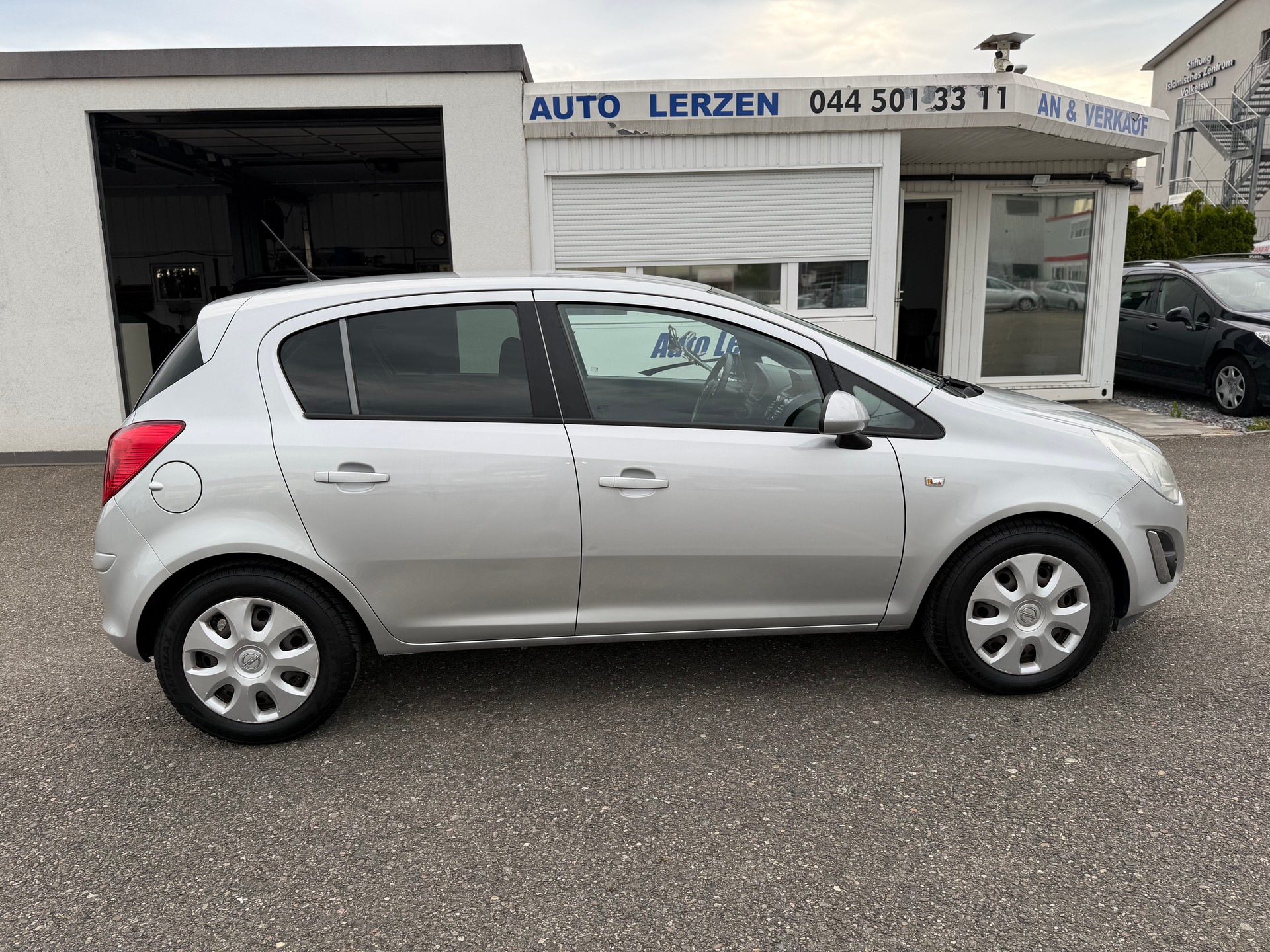 OPEL Corsa 1.2 TP Color Edition-image-3