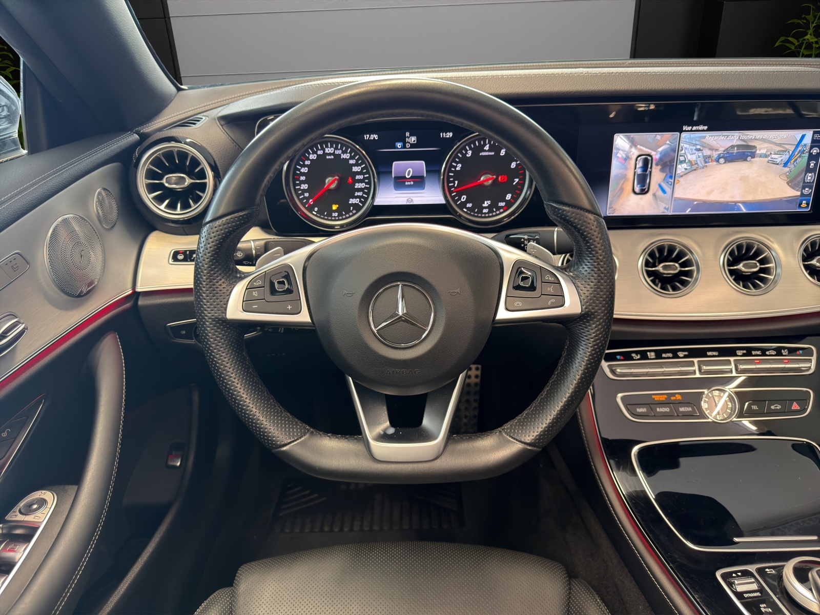 MERCEDES-BENZ E 400 Cabriolet AMG Line 4 Matic 9G-Tronic-image-11