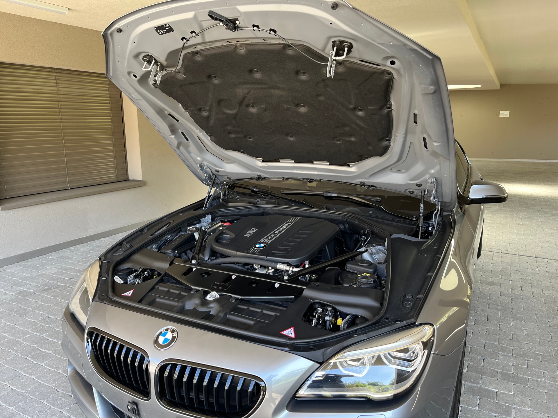 BMW 640d Gran Coupé xDrive (Individual)-image-7