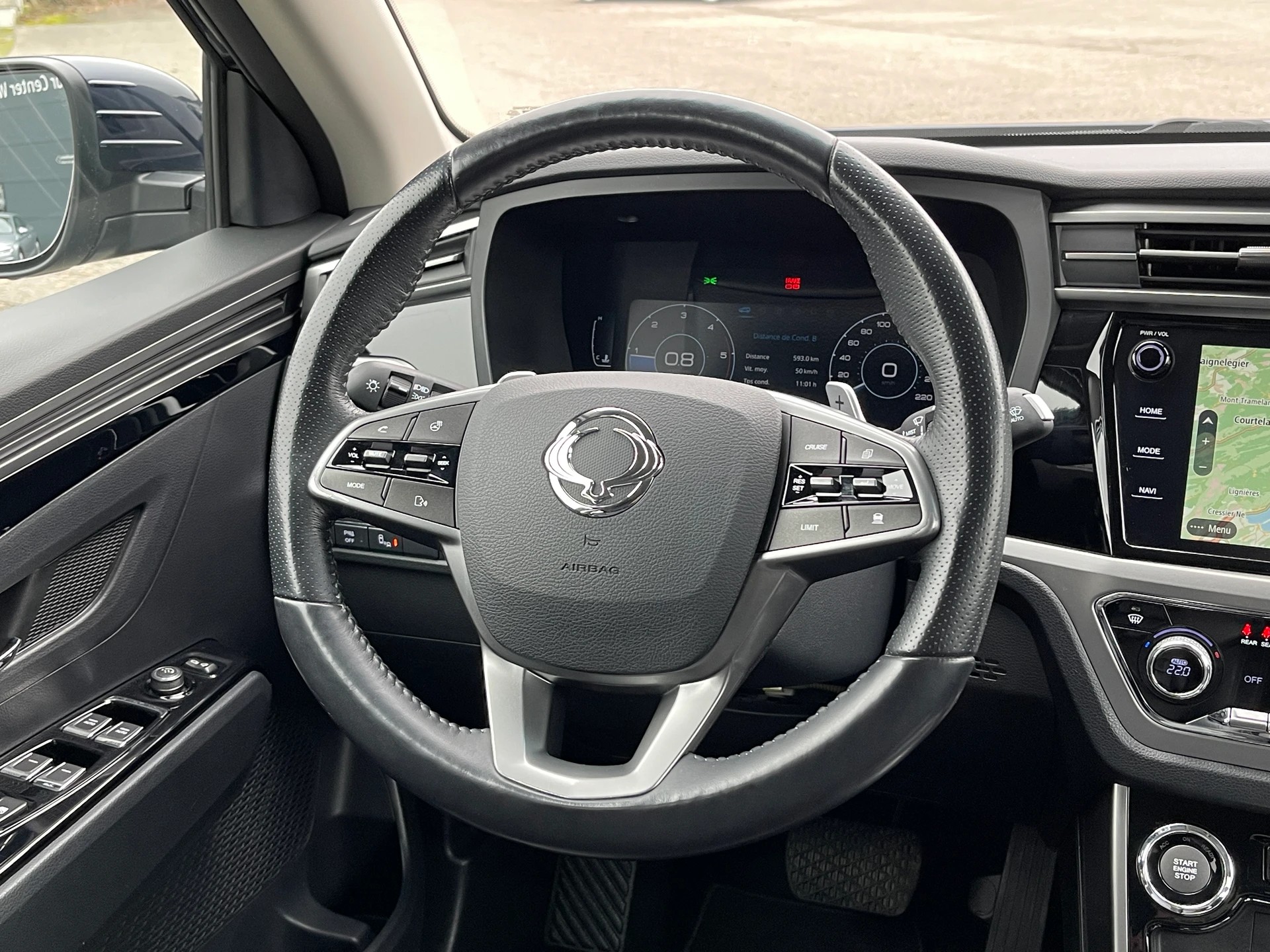 KGM-SsangYong Korando 1.6e Xdi Sapphire 4WD Automat-image-8