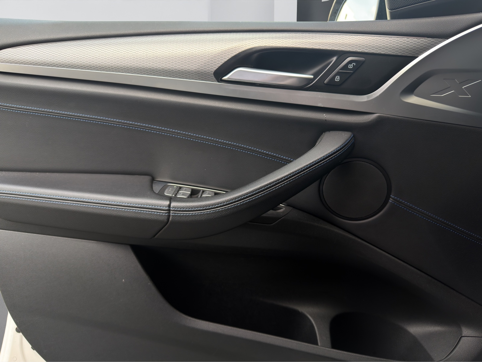 BMW X3 20d xDrive paddles-image-19