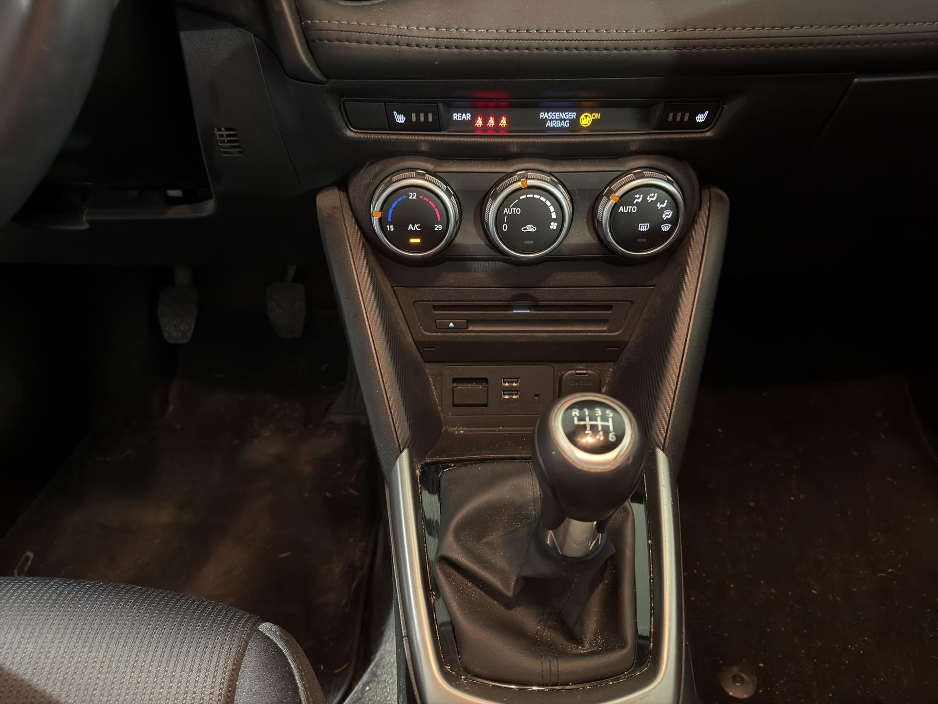 MAZDA CX-3 2.0 Ambition FWD-image-11