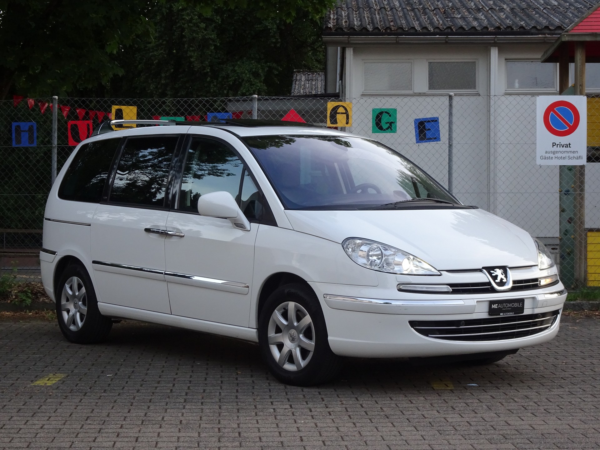PEUGEOT 807 2.0 16V HDi Family+-image-1