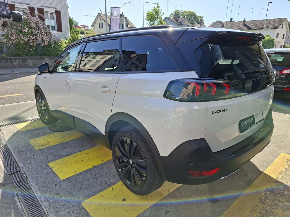 PEUGEOT 5008 1.6 PureTech GT Pack-image-12