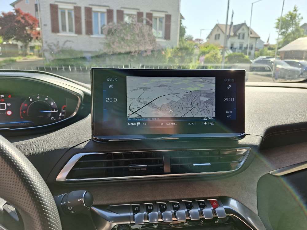 PEUGEOT 5008 1.6 PureTech GT Pack-image-15