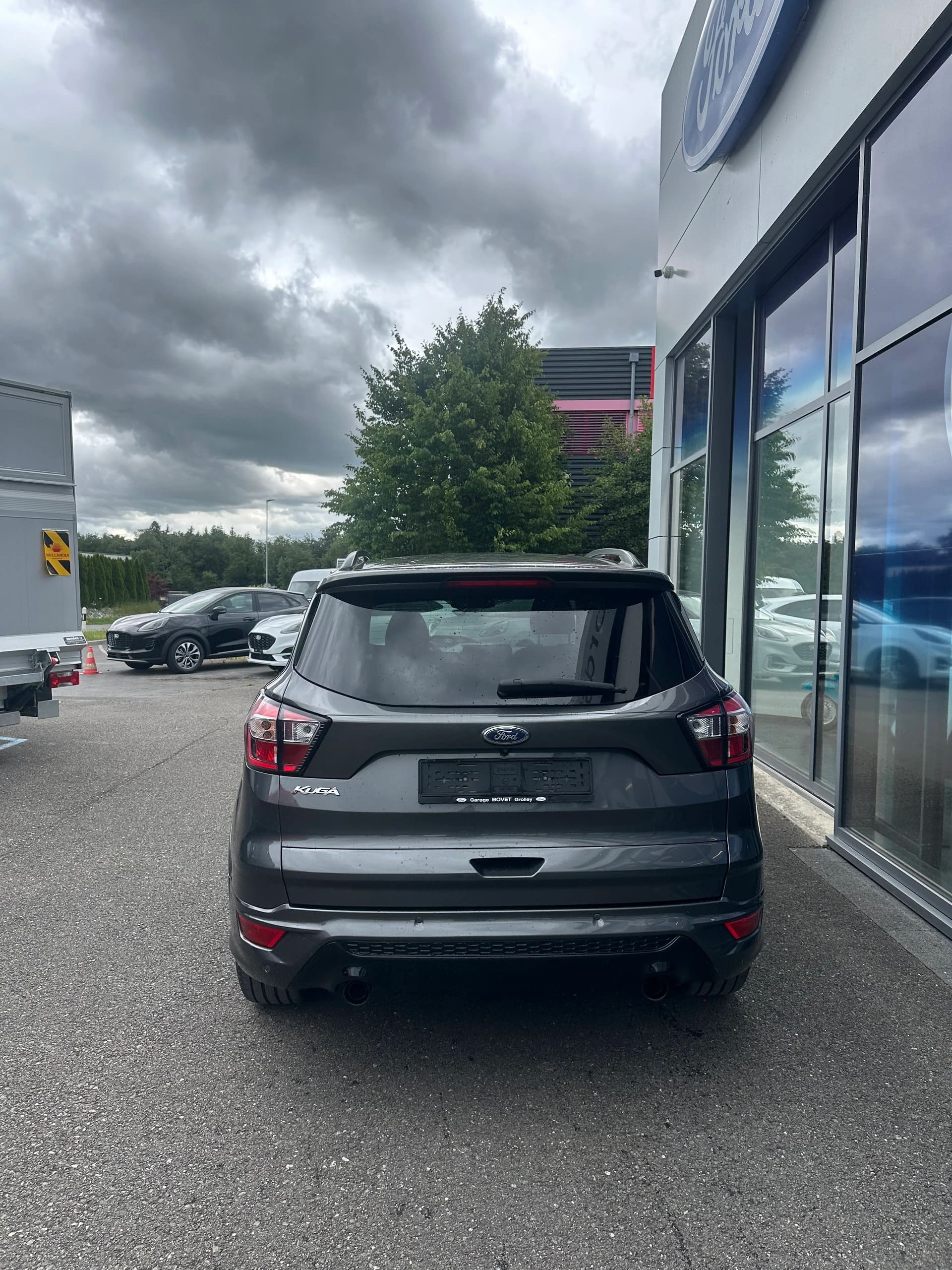 FORD Kuga 2.0 TDCi 120 ST-Line FPS-image-4