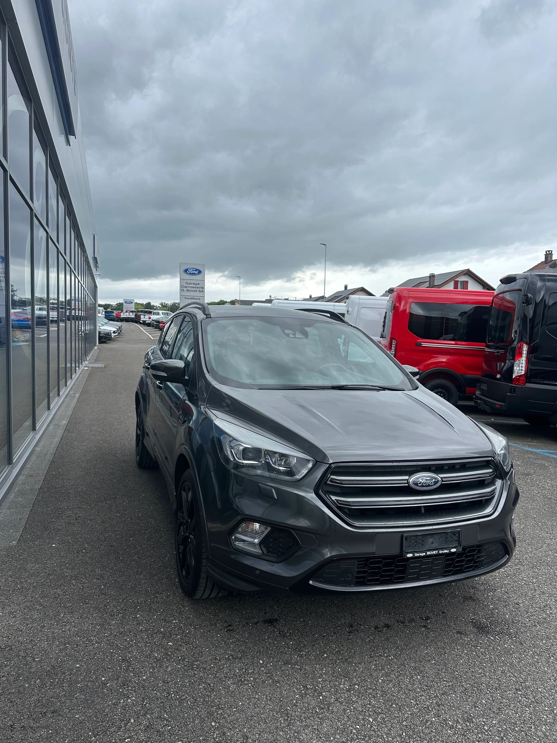 FORD Kuga 2.0 TDCi 120 ST-Line FPS-image-7