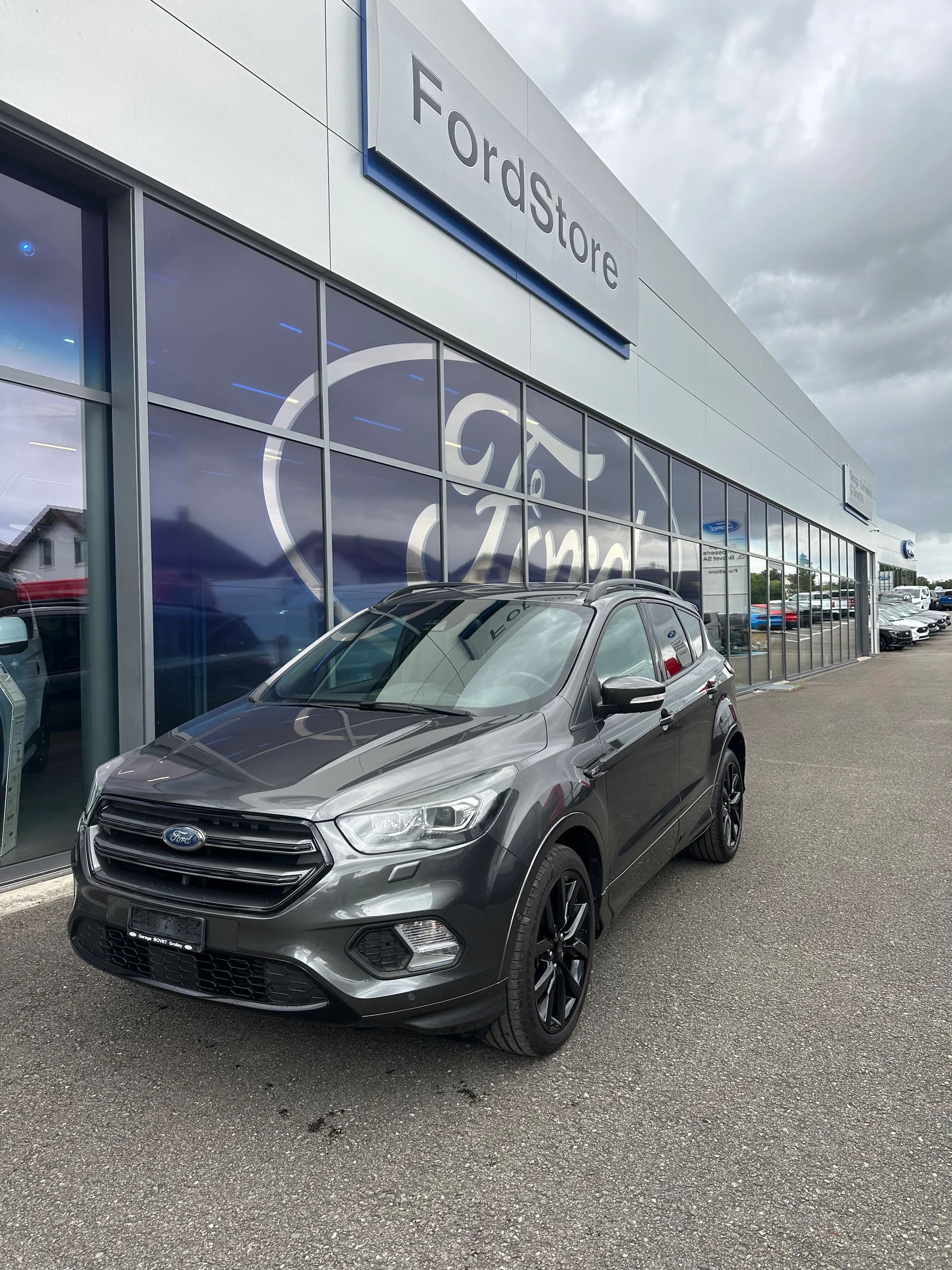 FORD Kuga 2.0 TDCi 120 ST-Line FPS-image-1