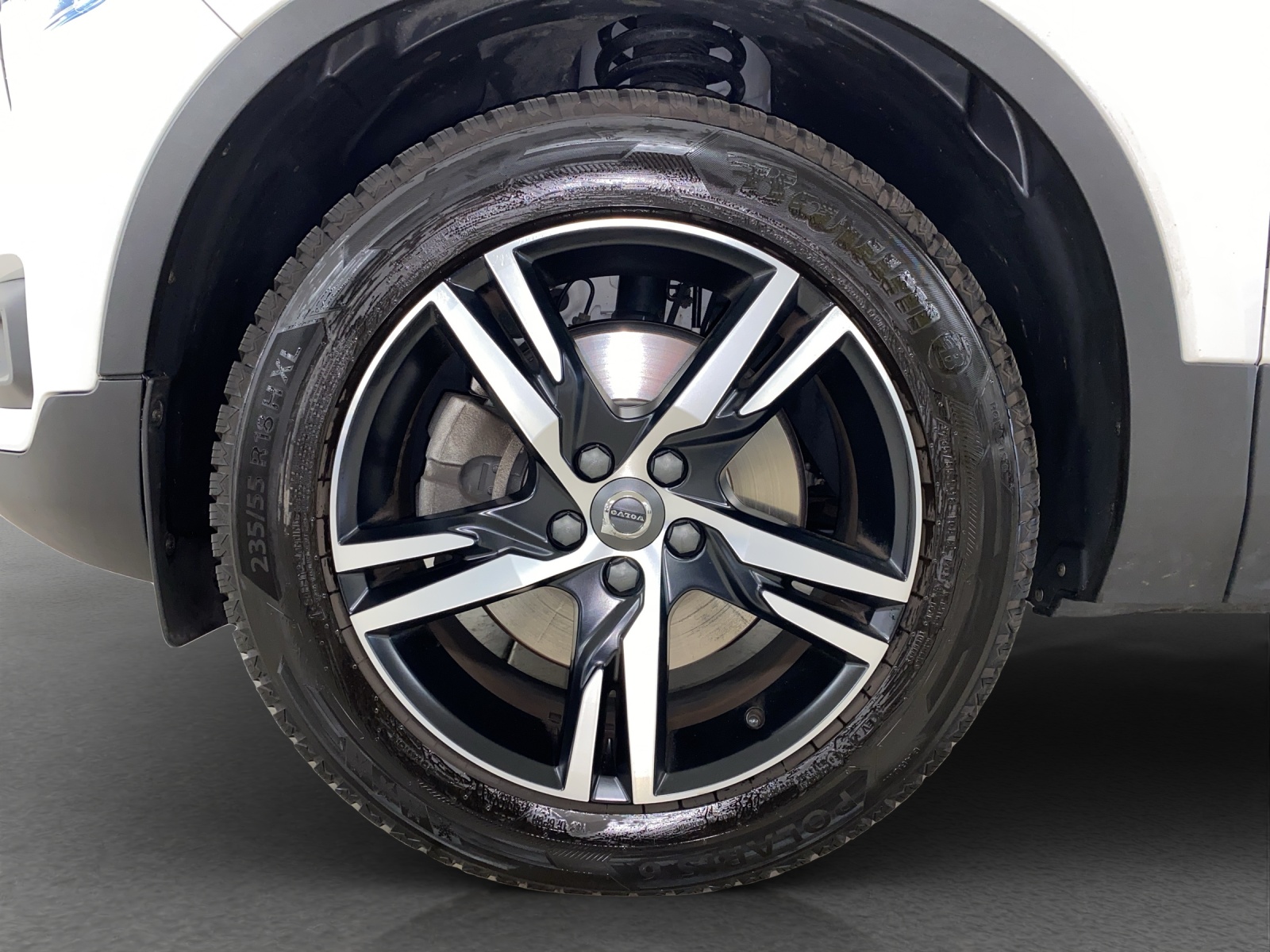 VOLVO XC40 2.0 D4 R-Design AWD-image-14