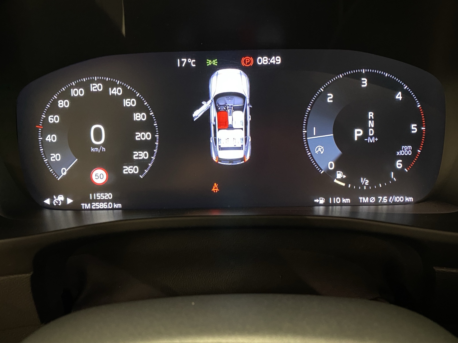 VOLVO XC40 2.0 D4 R-Design AWD-image-8