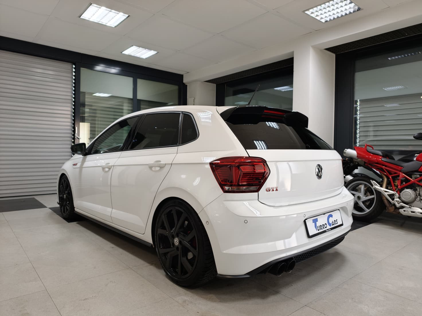 VW Polo 2.0 TSI GTI DSG MILLTEK-image-4
