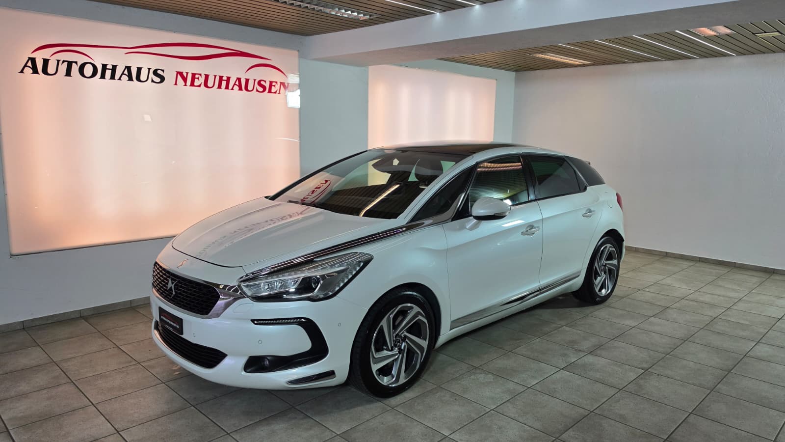 DS AUTOMOBILES DS5 2.0 e-HDi SO Chic Automatic, Top Zustand, Schweizer Fahrzeug, Frisch ab MFK und Frisch ab Service