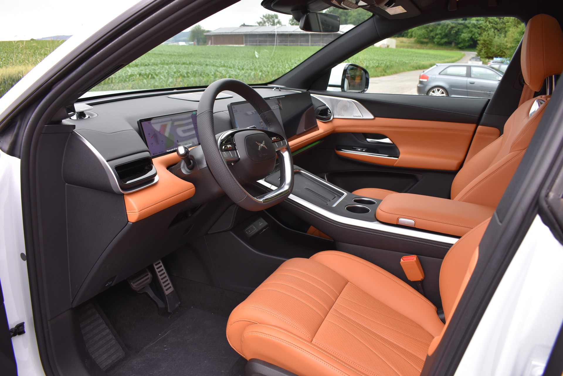 XPENG G9 93kWh Performance AWD-image-8
