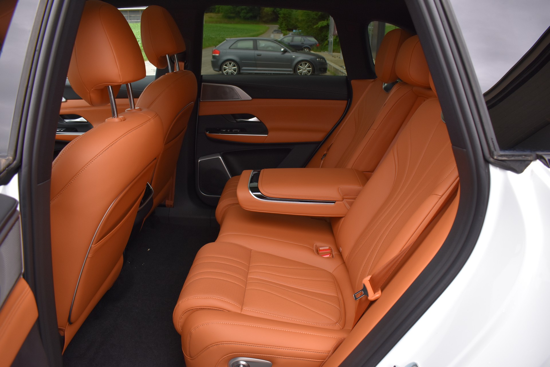 XPENG G9 93kWh Performance AWD-image-9