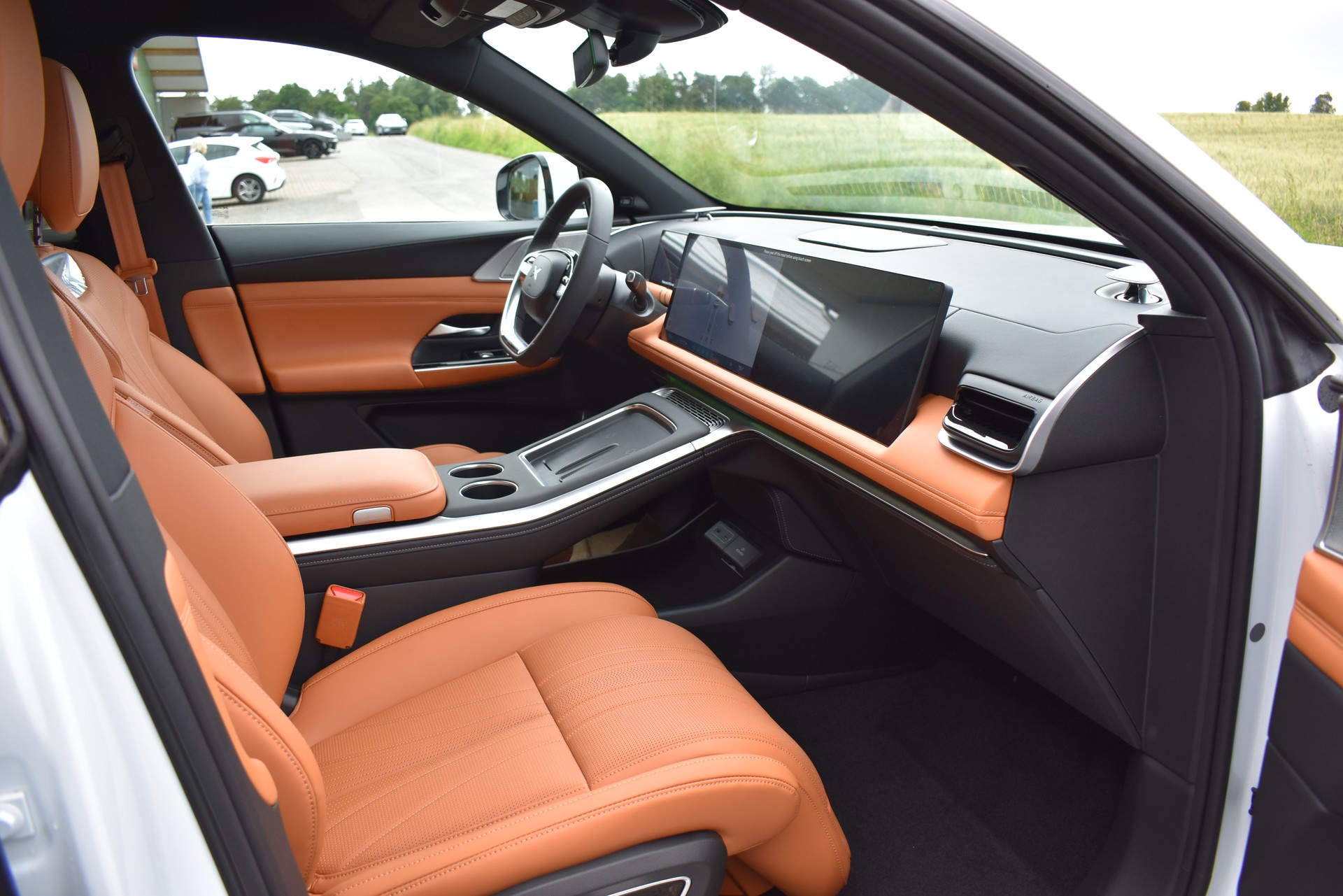 XPENG G9 93kWh Performance AWD-image-13