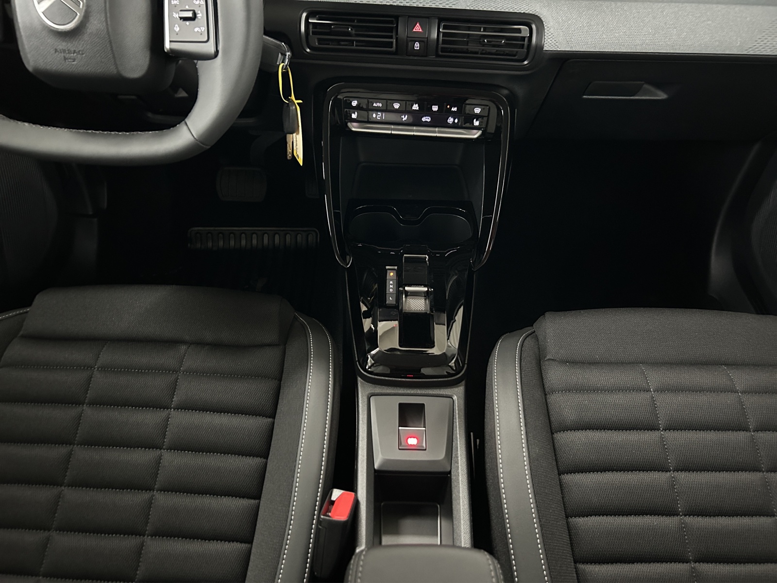 CITROEN C3 Aircross 1.2 Hybrid Max-image-13