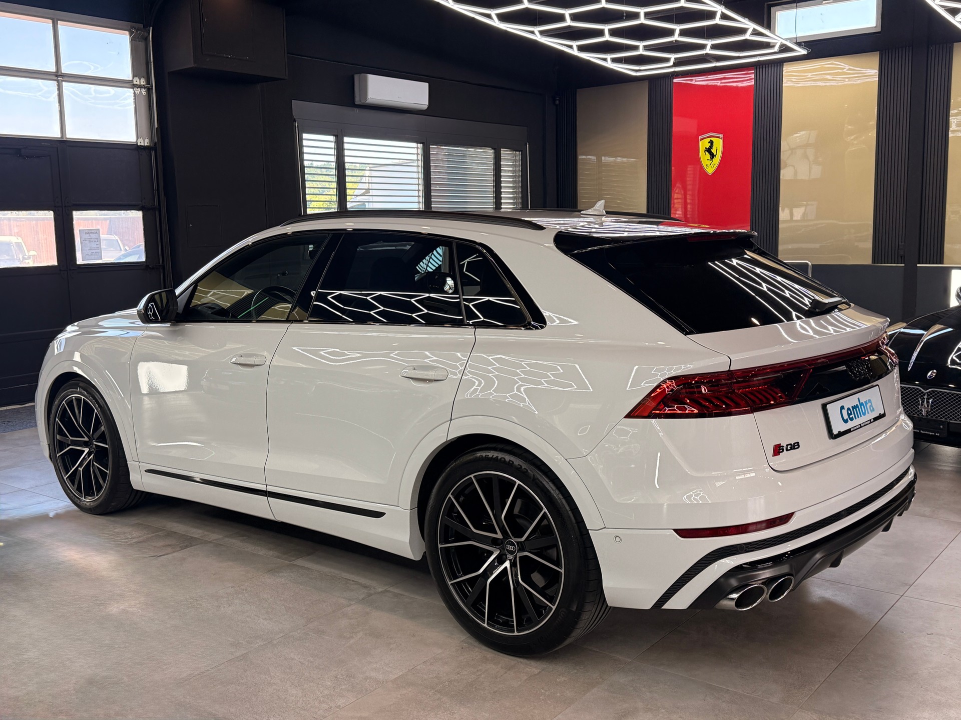 AUDI SQ8 4.0 V8 TFSI quattro T-Tronic-image-6