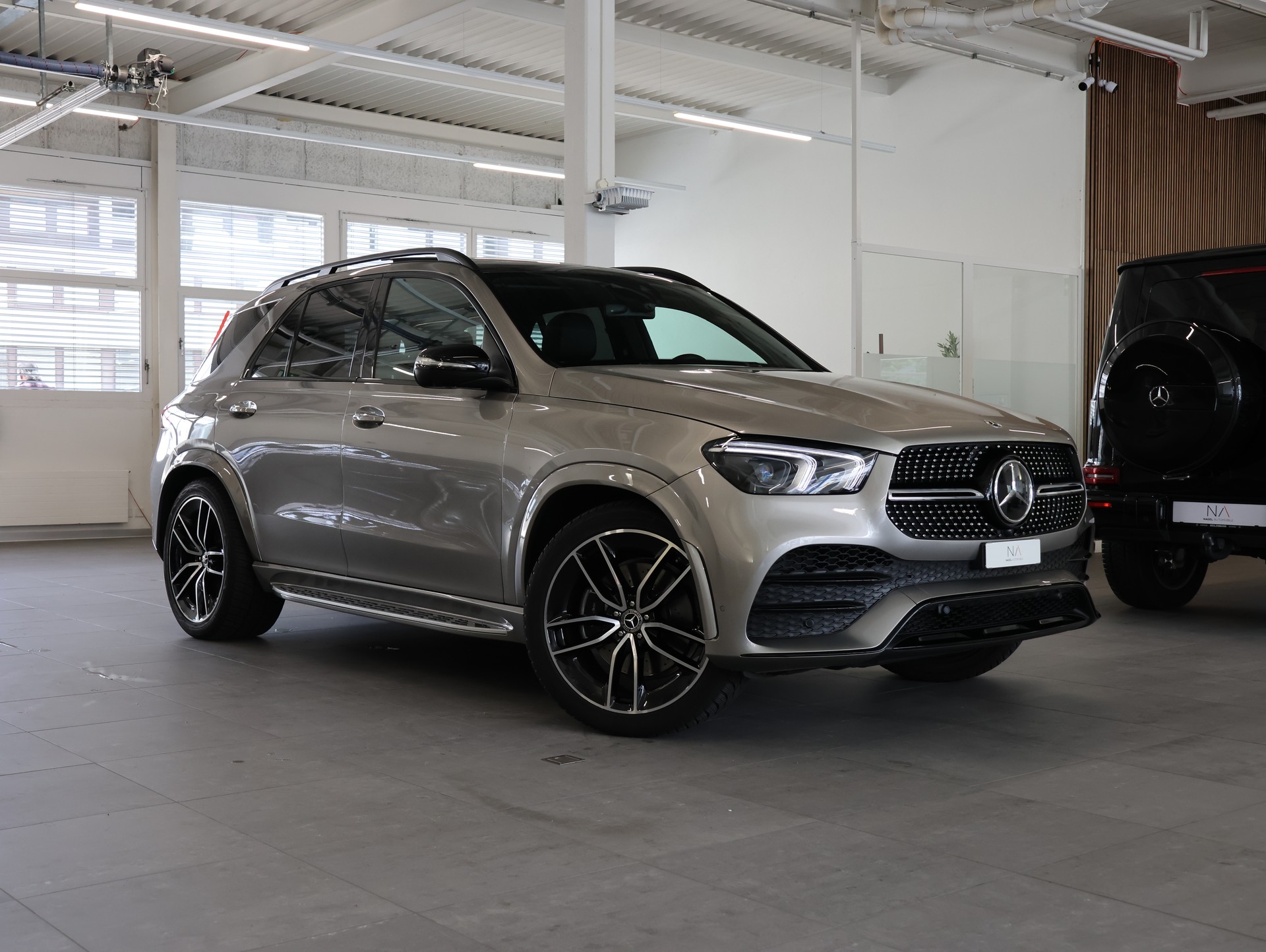 MERCEDES-BENZ GLE 400 d 4Matic AMG Line 9G-Tronic *AMG Line Ausstattung* *360 Kamera* *Burmester*-image-0
