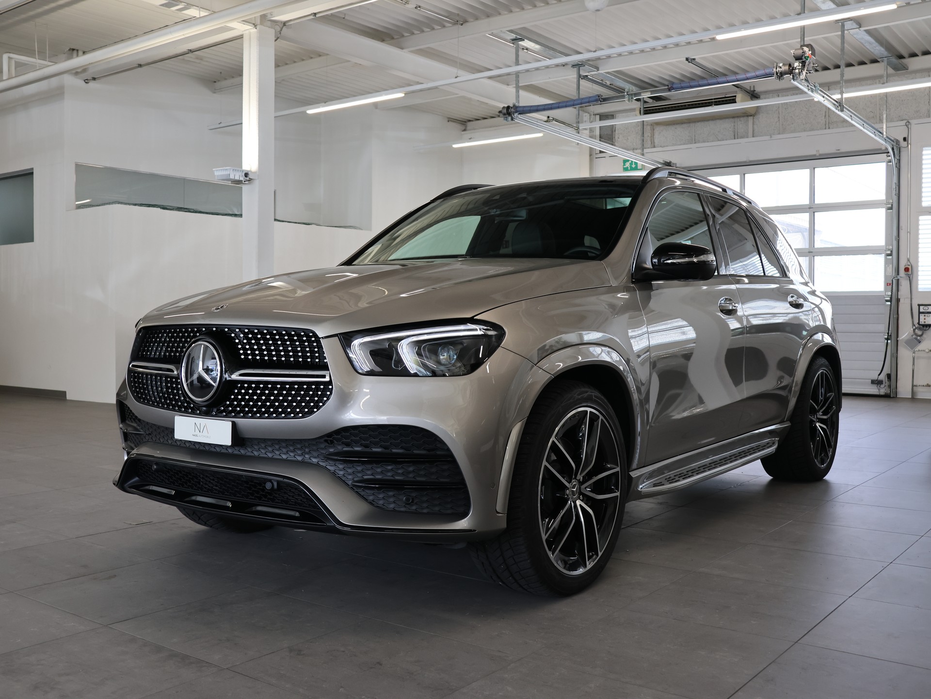 MERCEDES-BENZ GLE 400 d 4Matic AMG Line 9G-Tronic *AMG Line Ausstattung* *360 Kamera* *Burmester*-image-3
