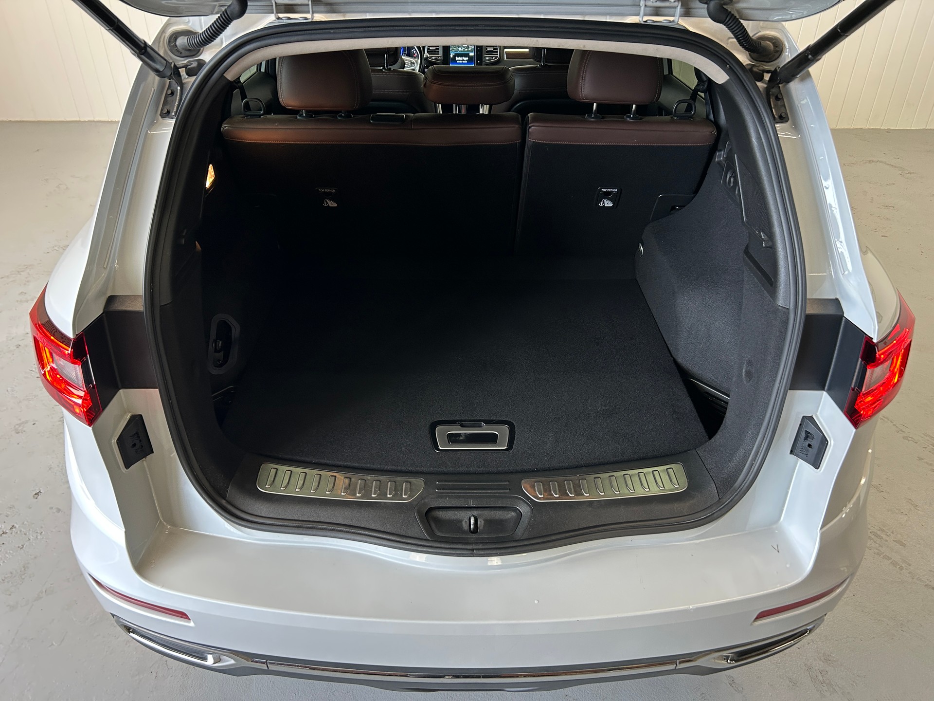 RENAULT Koleos 2.0 dCi Initiale Paris 4x4 Xtronic CVT-image-12