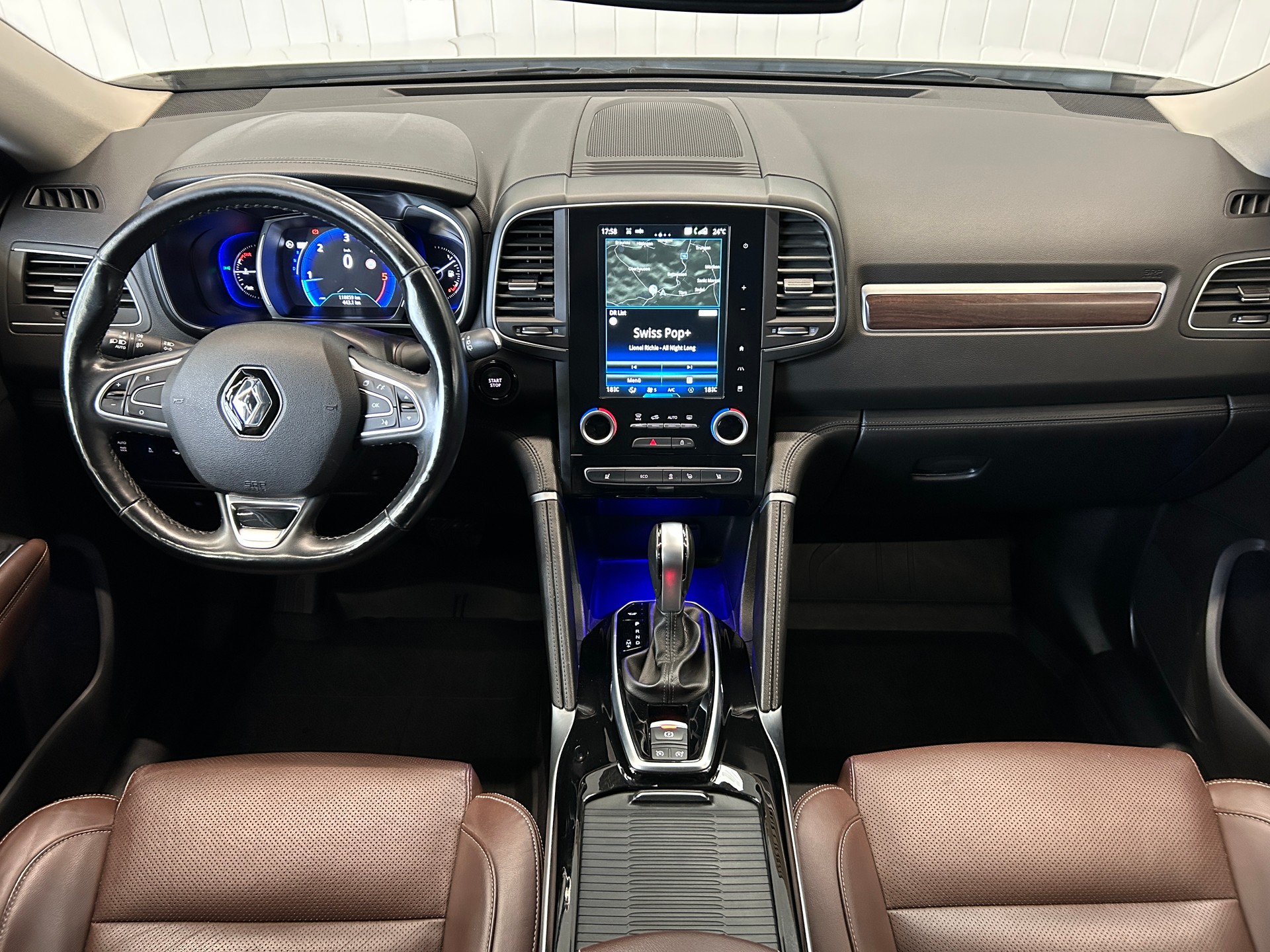 RENAULT Koleos 2.0 dCi Initiale Paris 4x4 Xtronic CVT-image-9