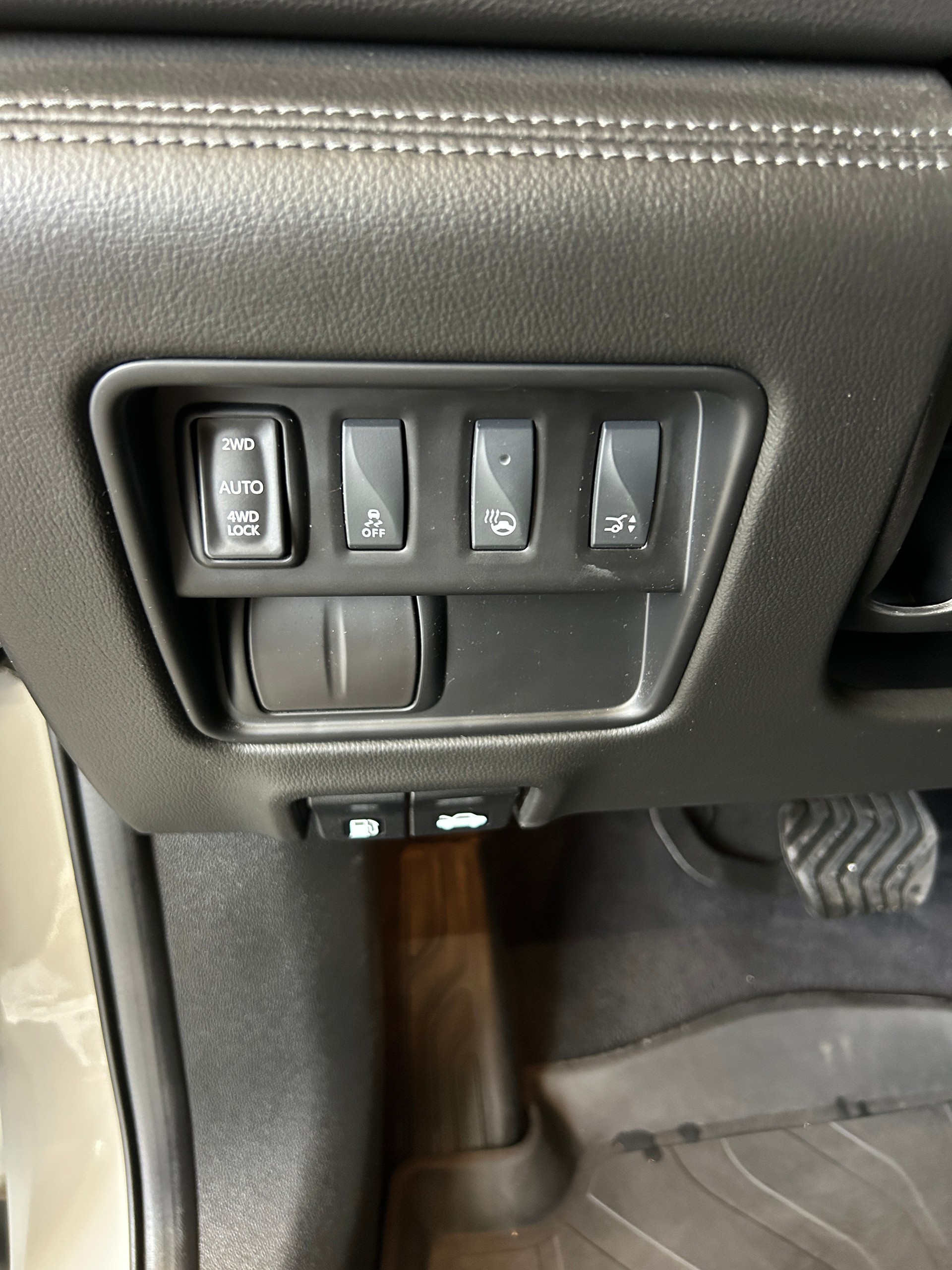 RENAULT Koleos 2.0 dCi Initiale Paris 4x4 Xtronic CVT-image-20