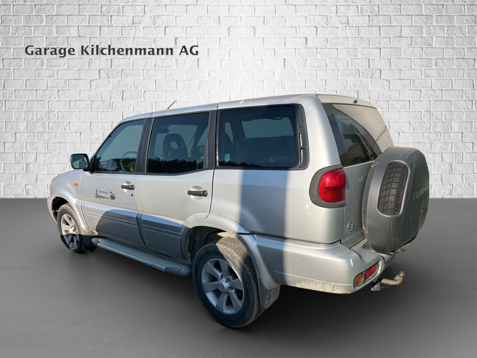 NISSAN Terrano 3.0 Di Elegance Wagon-image-1