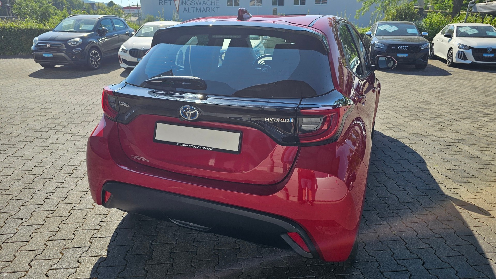 TOYOTA Yaris 1.5 Trend e-CVT-image-8