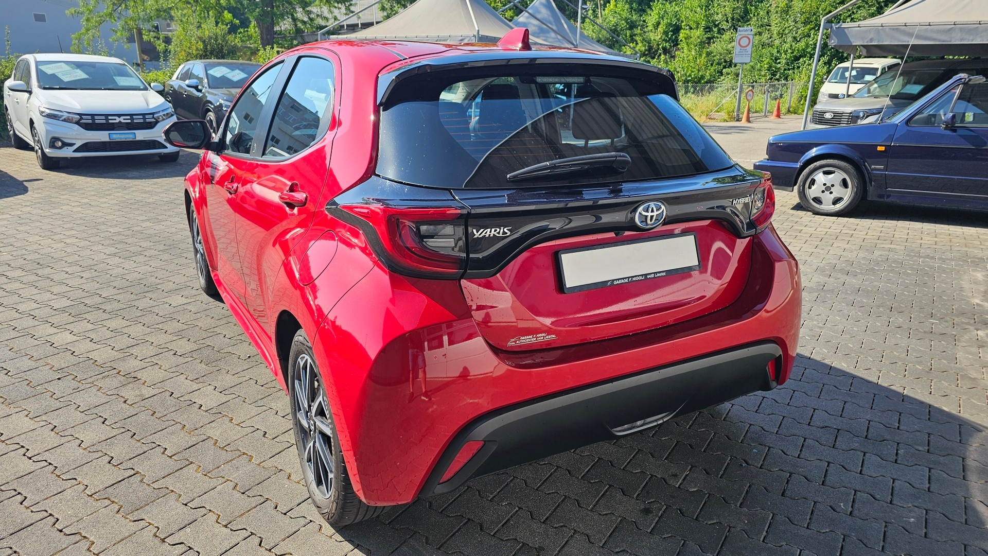 TOYOTA Yaris 1.5 Trend e-CVT-image-10