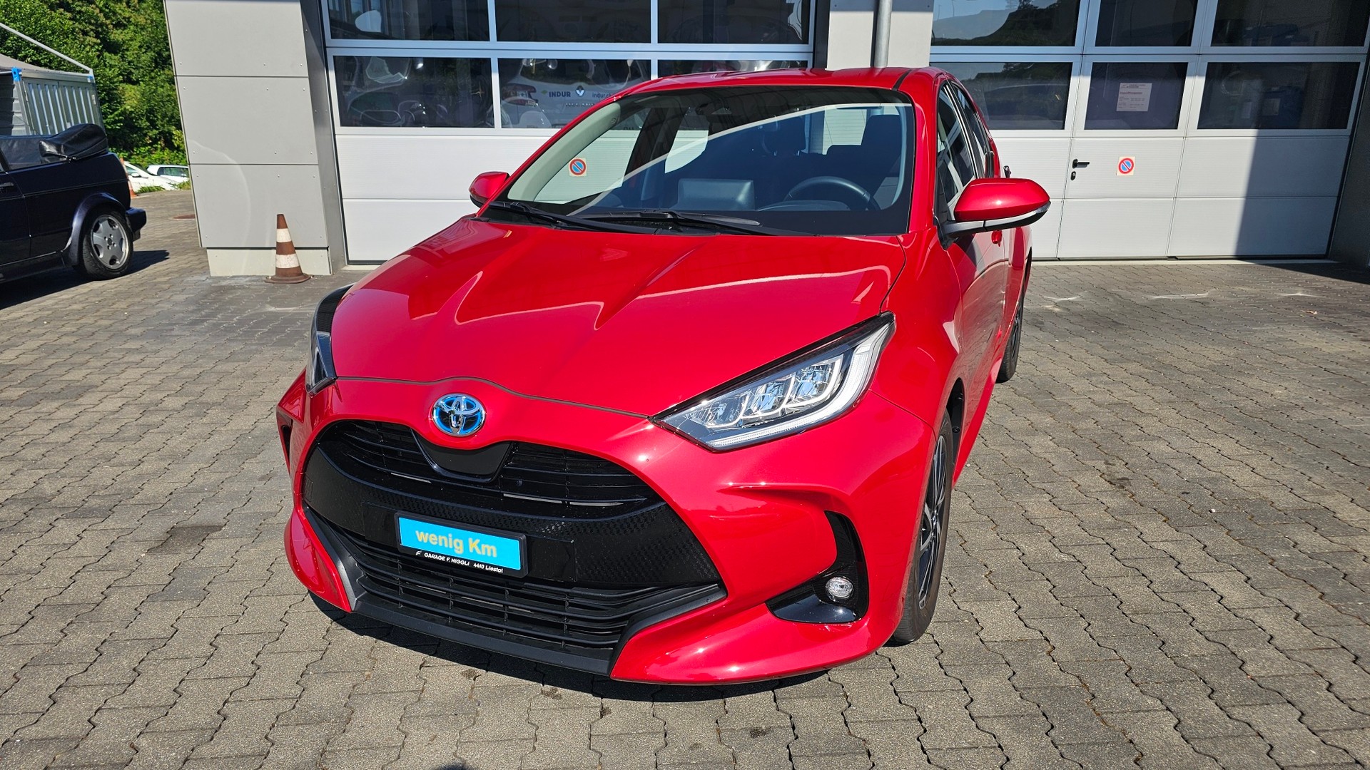 TOYOTA Yaris 1.5 Trend e-CVT-image-18