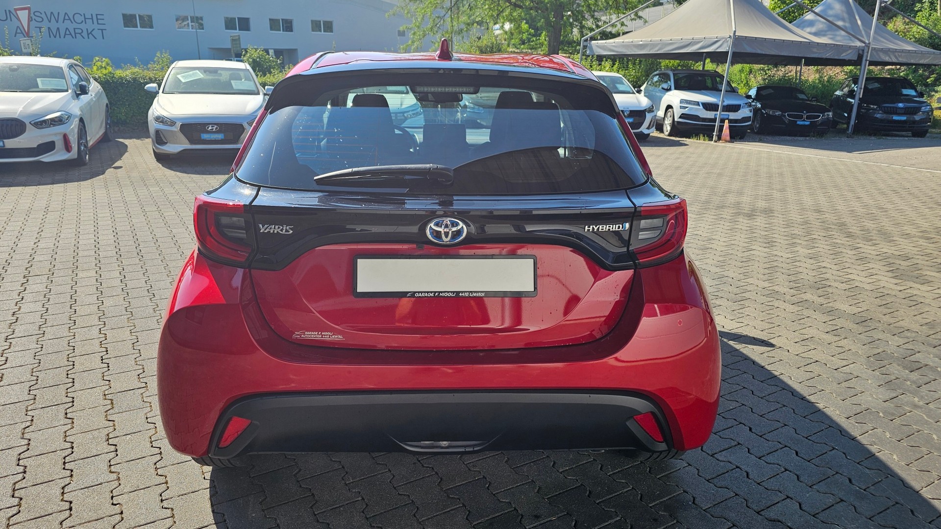 TOYOTA Yaris 1.5 Trend e-CVT-image-9