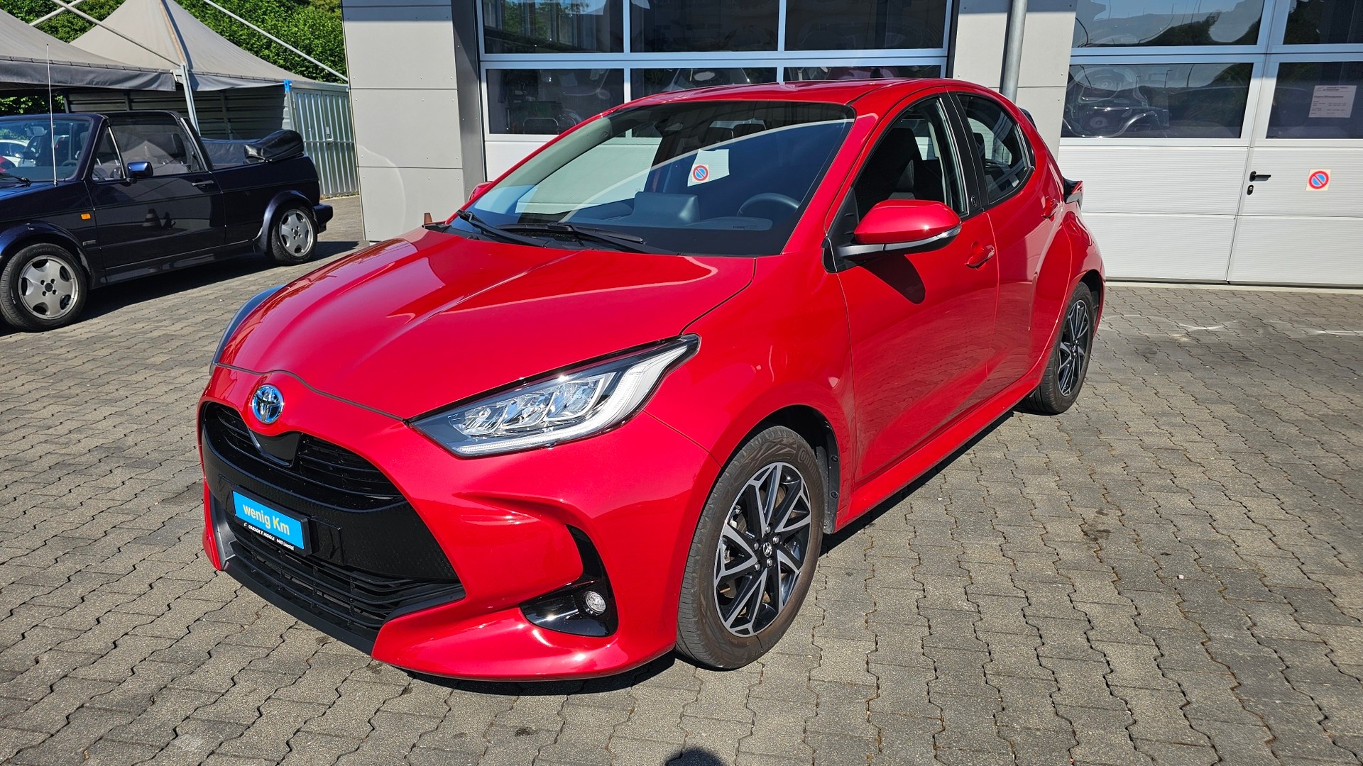 TOYOTA Yaris 1.5 Trend e-CVT-image-17
