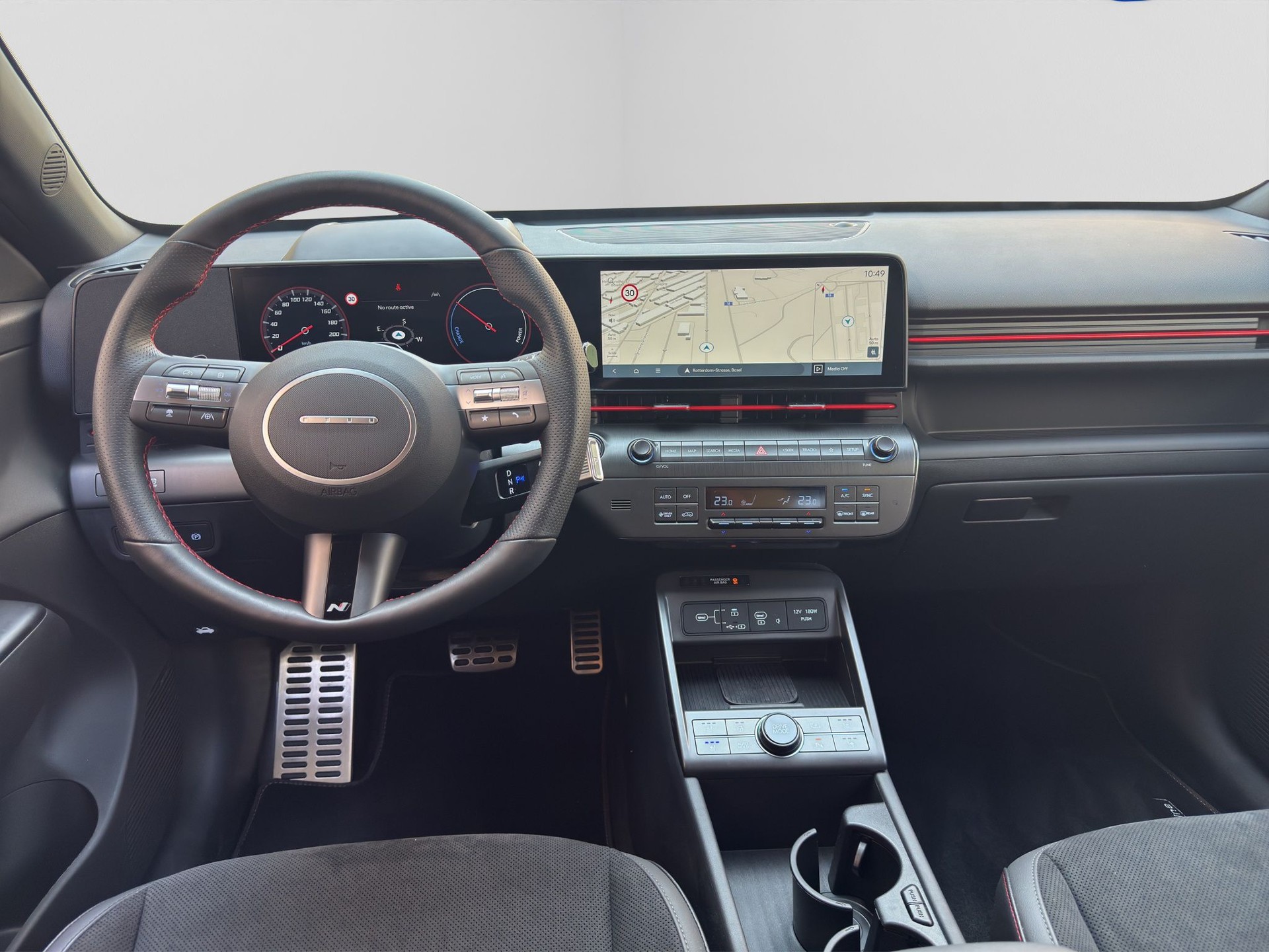 HYUNDAI Kona EV 65.4 kWh N Line-image-11