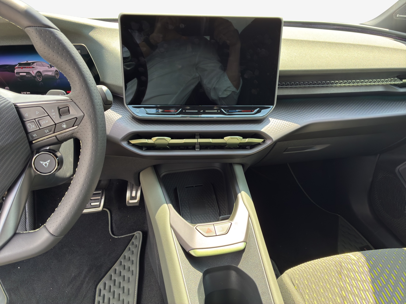 CUPRA Raval 52 kWh VZ Extreme Launch Edition-image-10