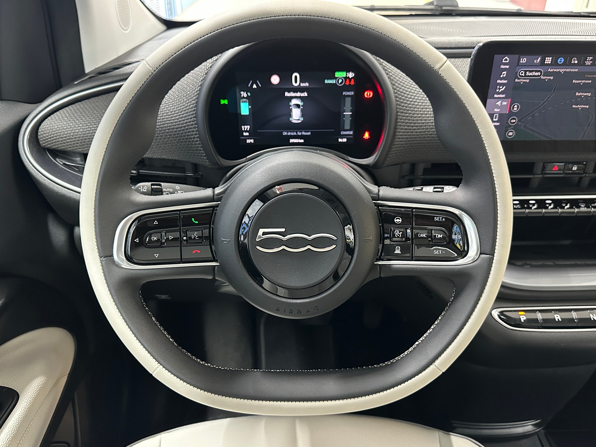 FIAT 500 electric 87 kW La Prima-image-10